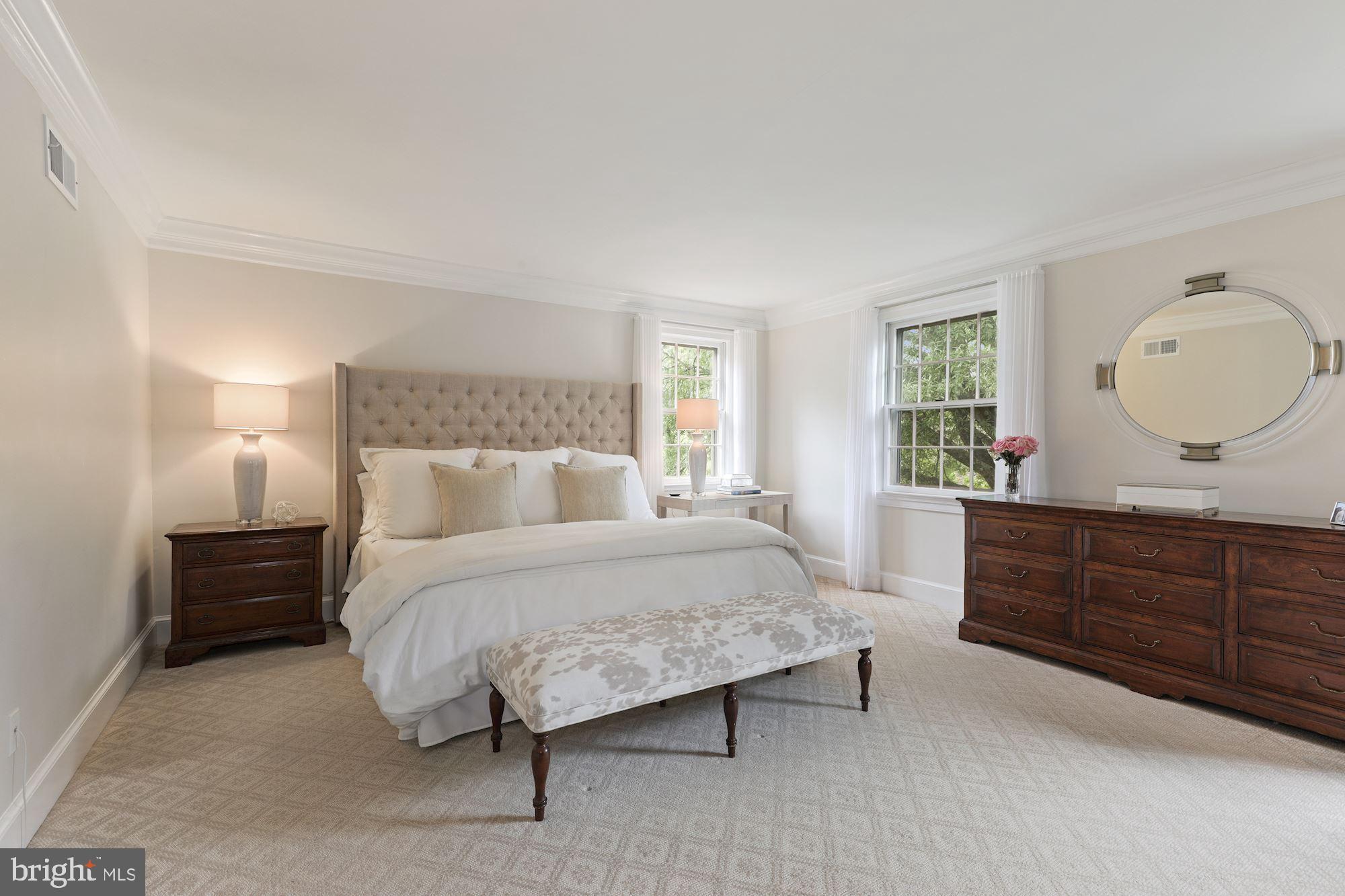 RIVER FALLS - Residential