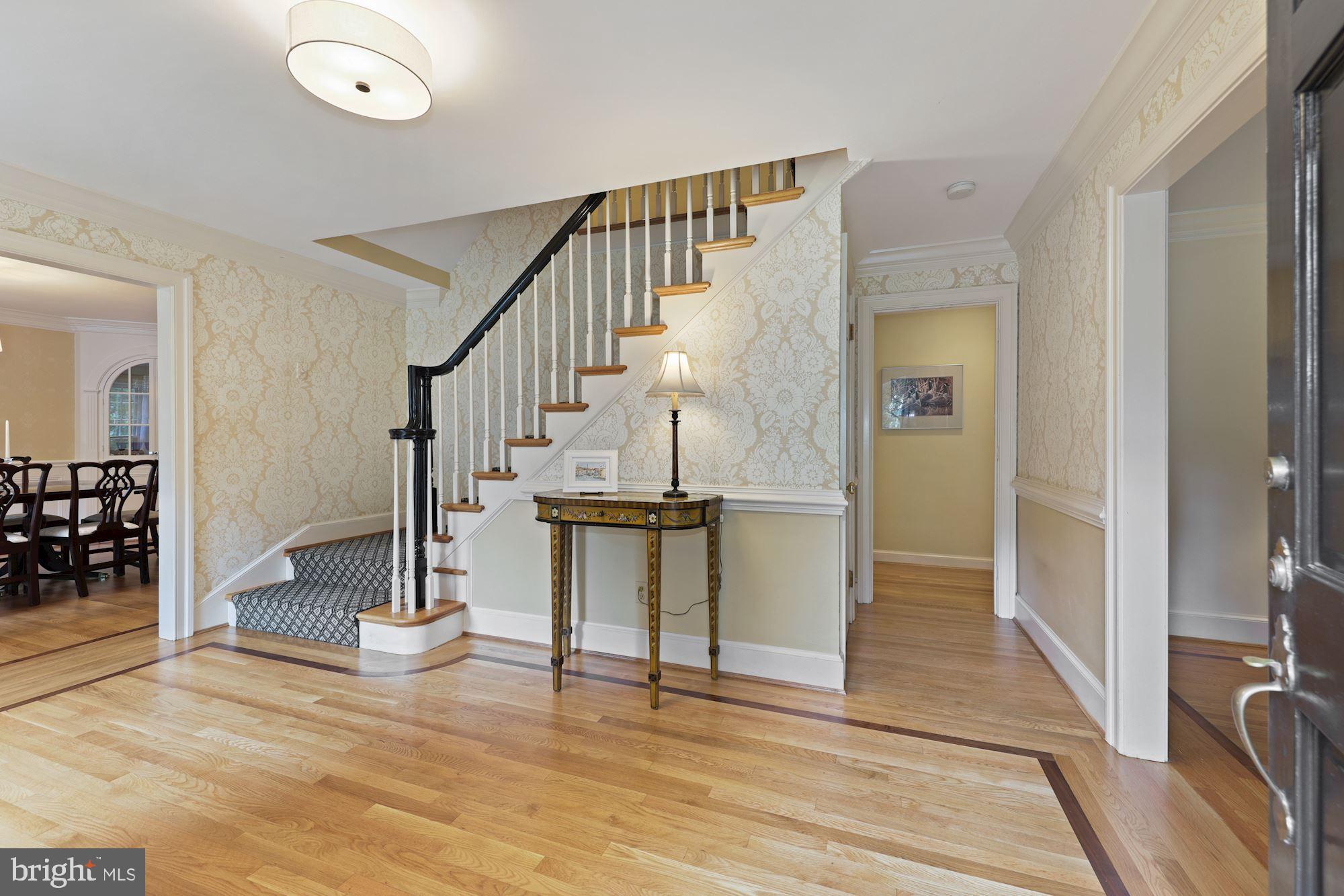 RIVER FALLS - Residential