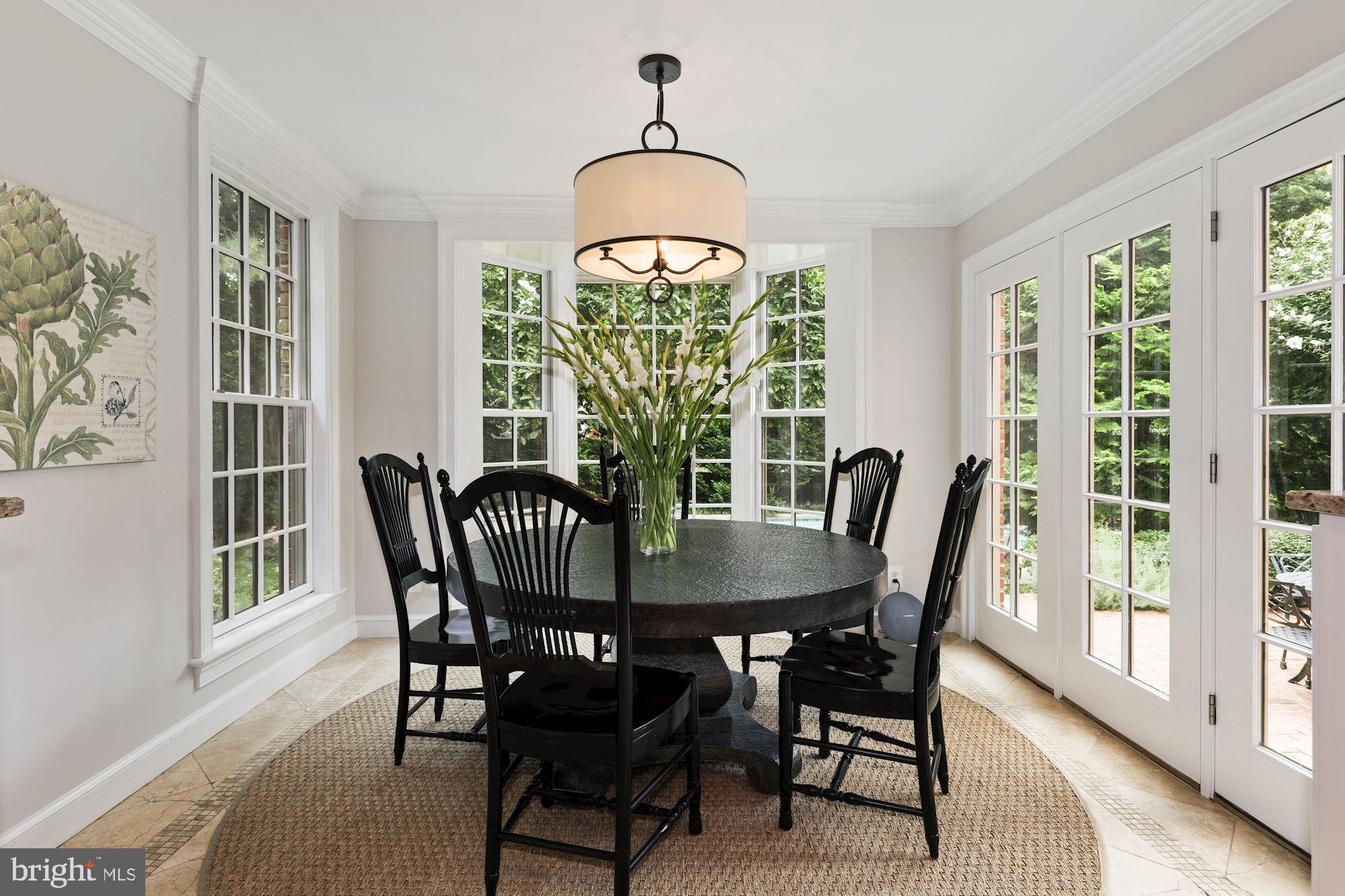 RIVER FALLS - Residential