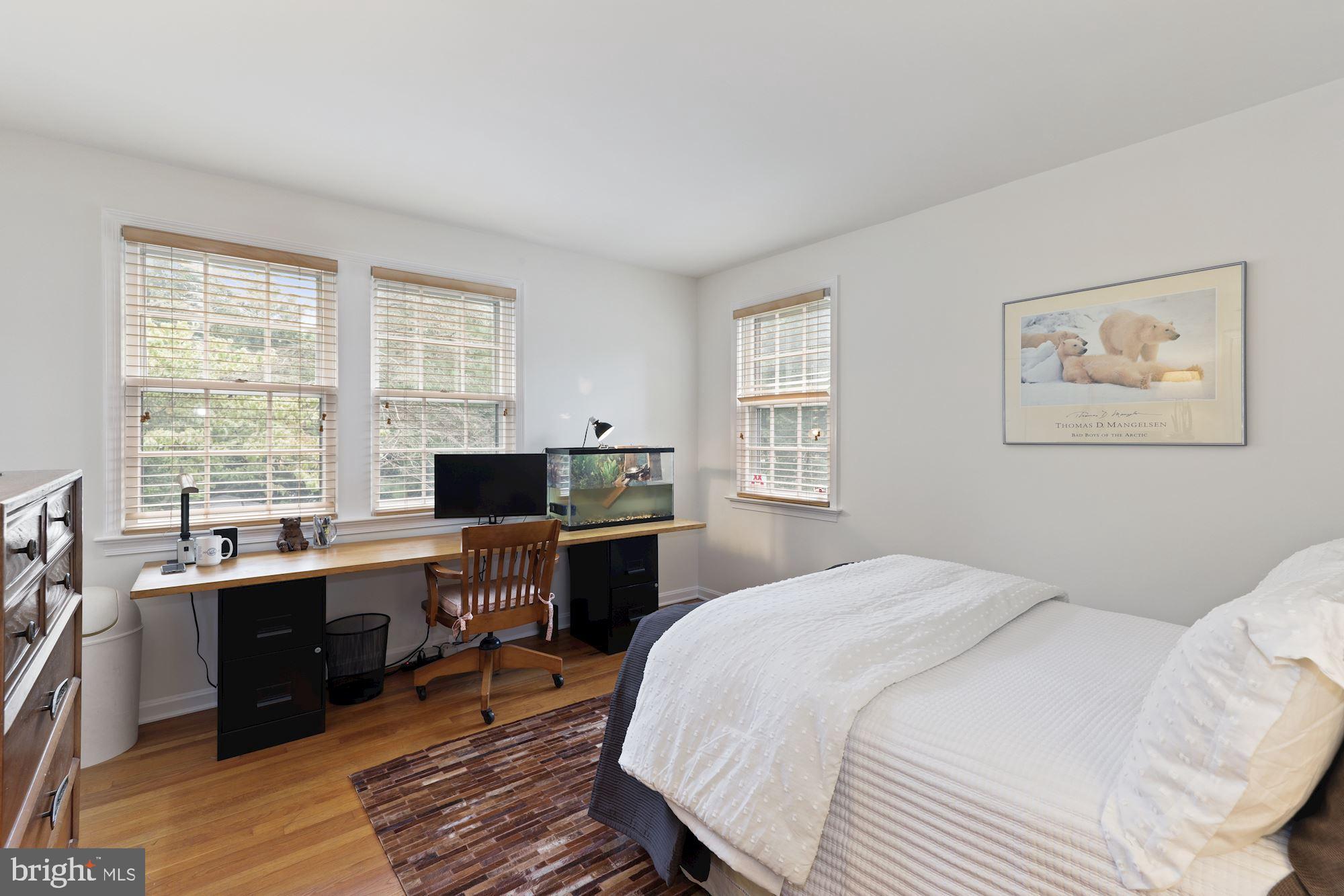 RIVER FALLS - Residential