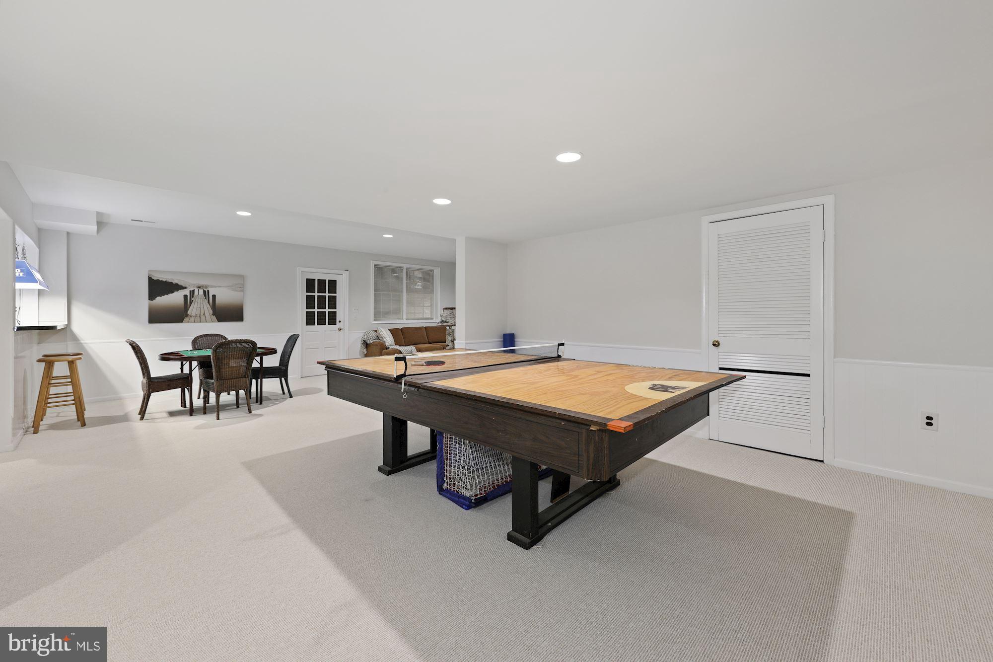 RIVER FALLS - Residential