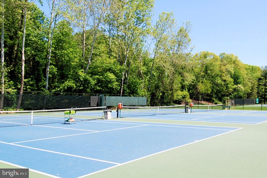 RIVER FALLS - Residential