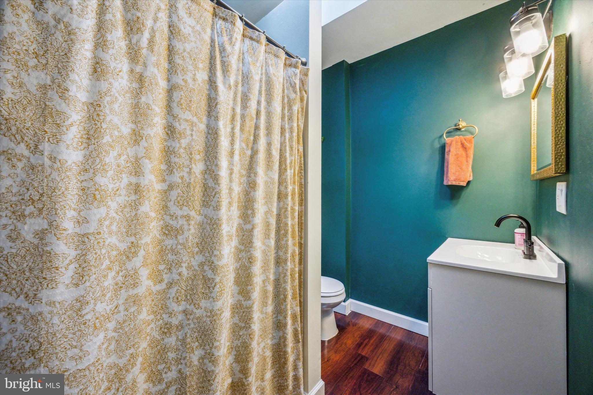 MANAYUNK - Residential Lease