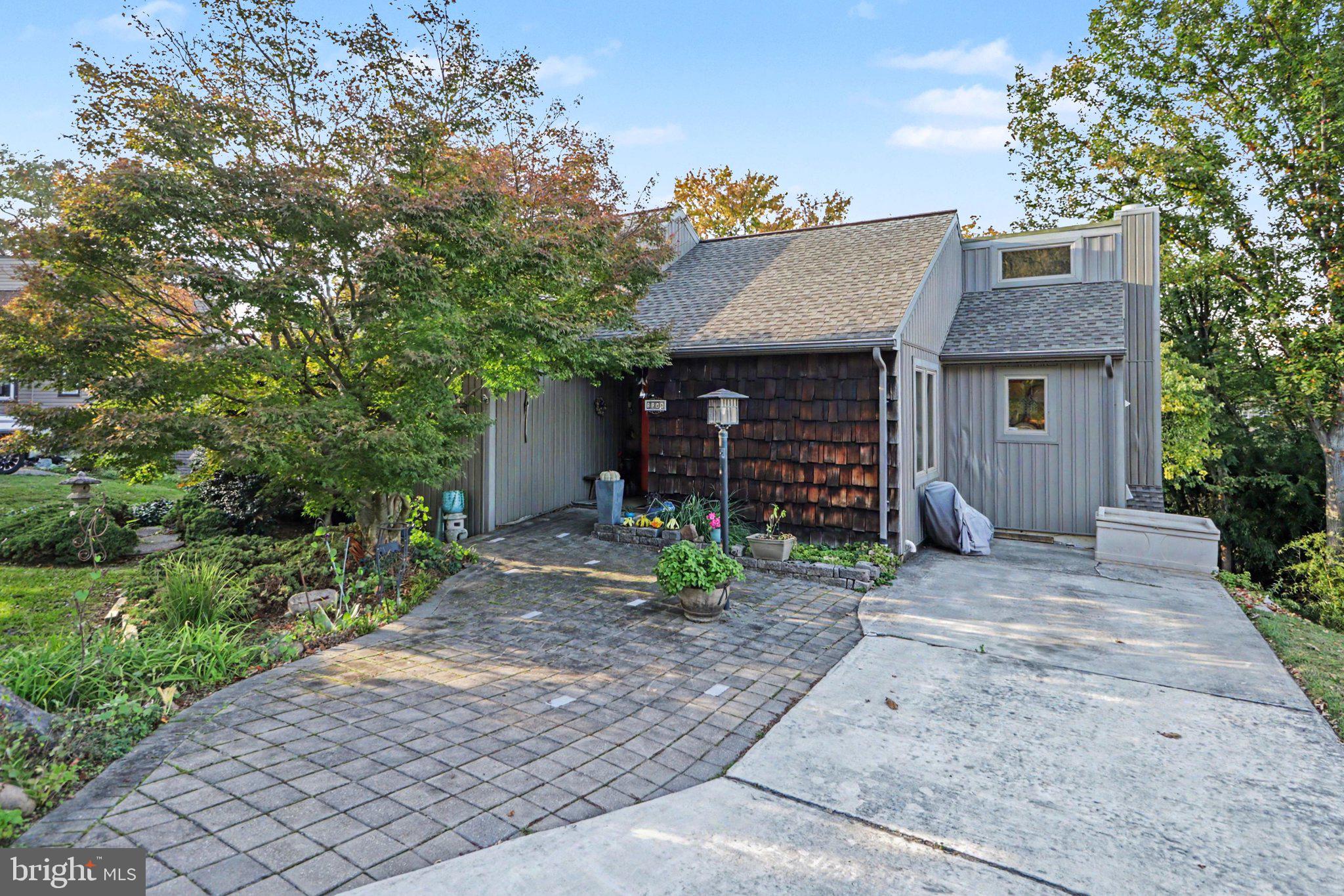 3248 RIDGEWAY ROAD
