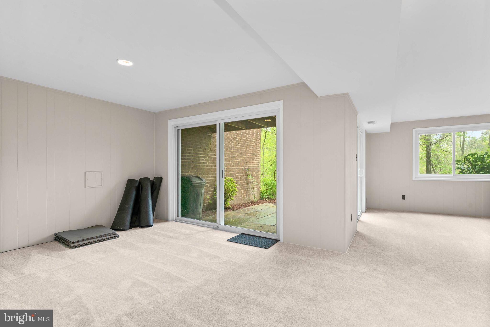 STEDWICK TOWNHOUSES - Residential Lease