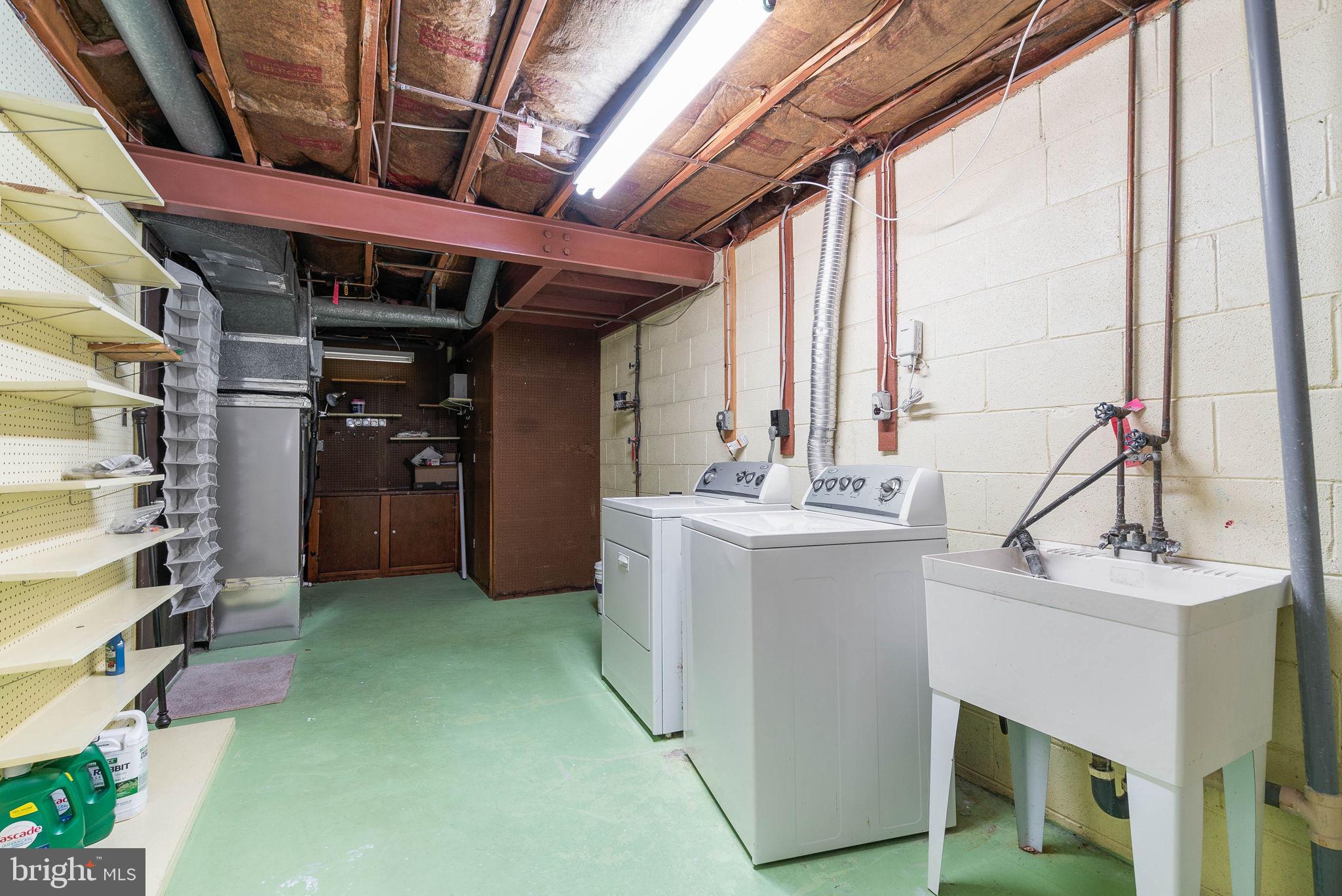 STEDWICK TOWNHOUSES - Residential Lease