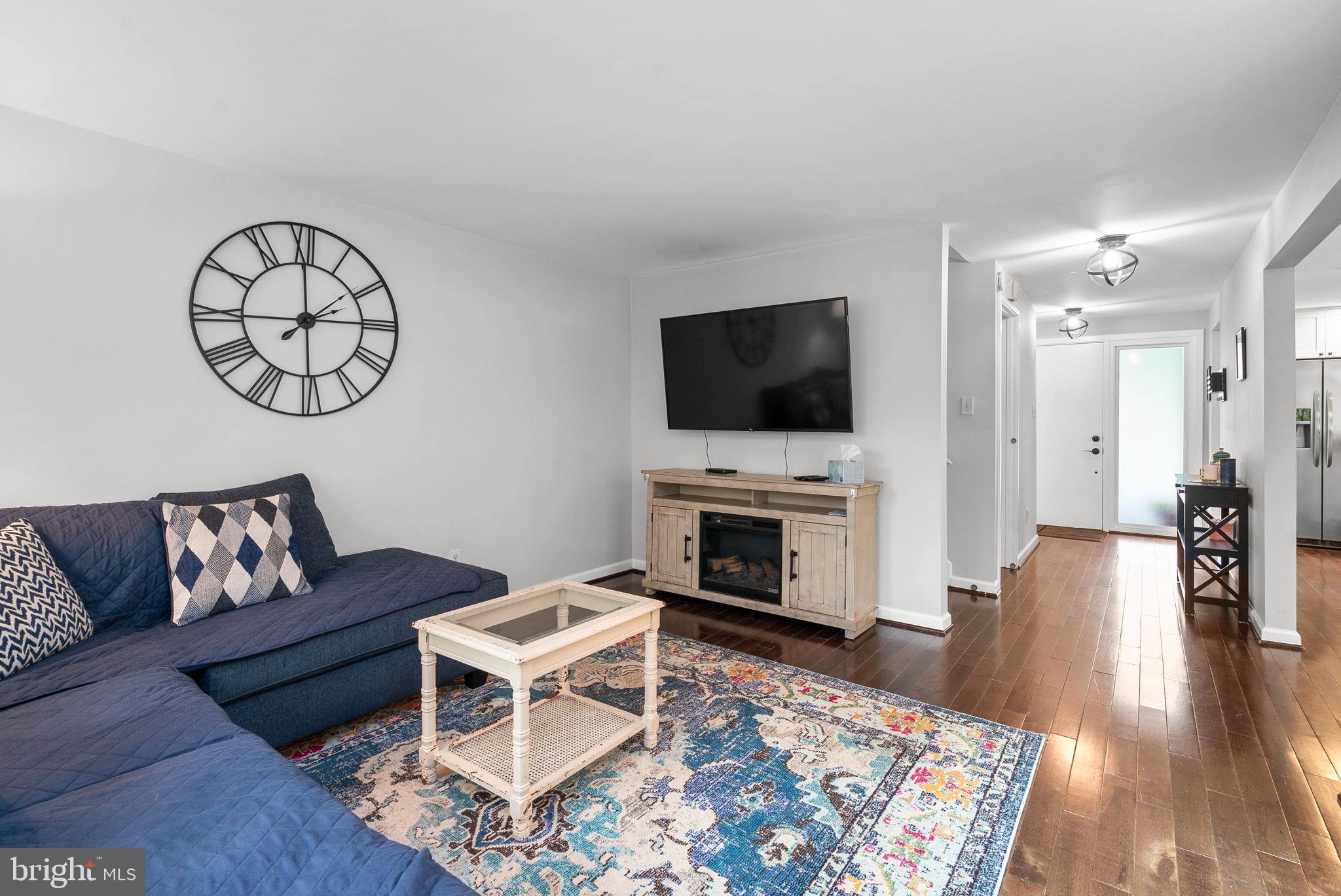 STEDWICK TOWNHOUSES - Residential Lease