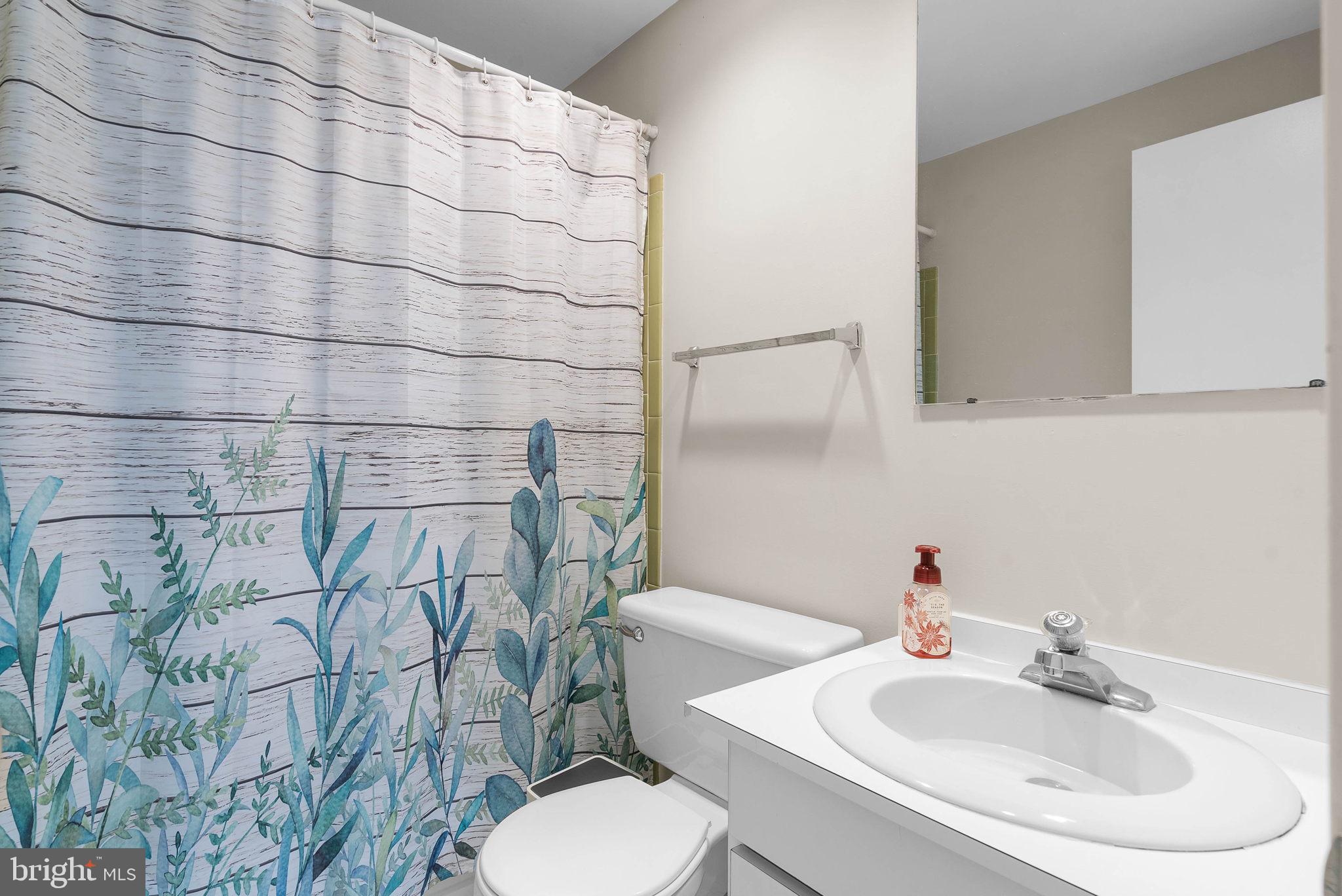 STEDWICK TOWNHOUSES - Residential Lease