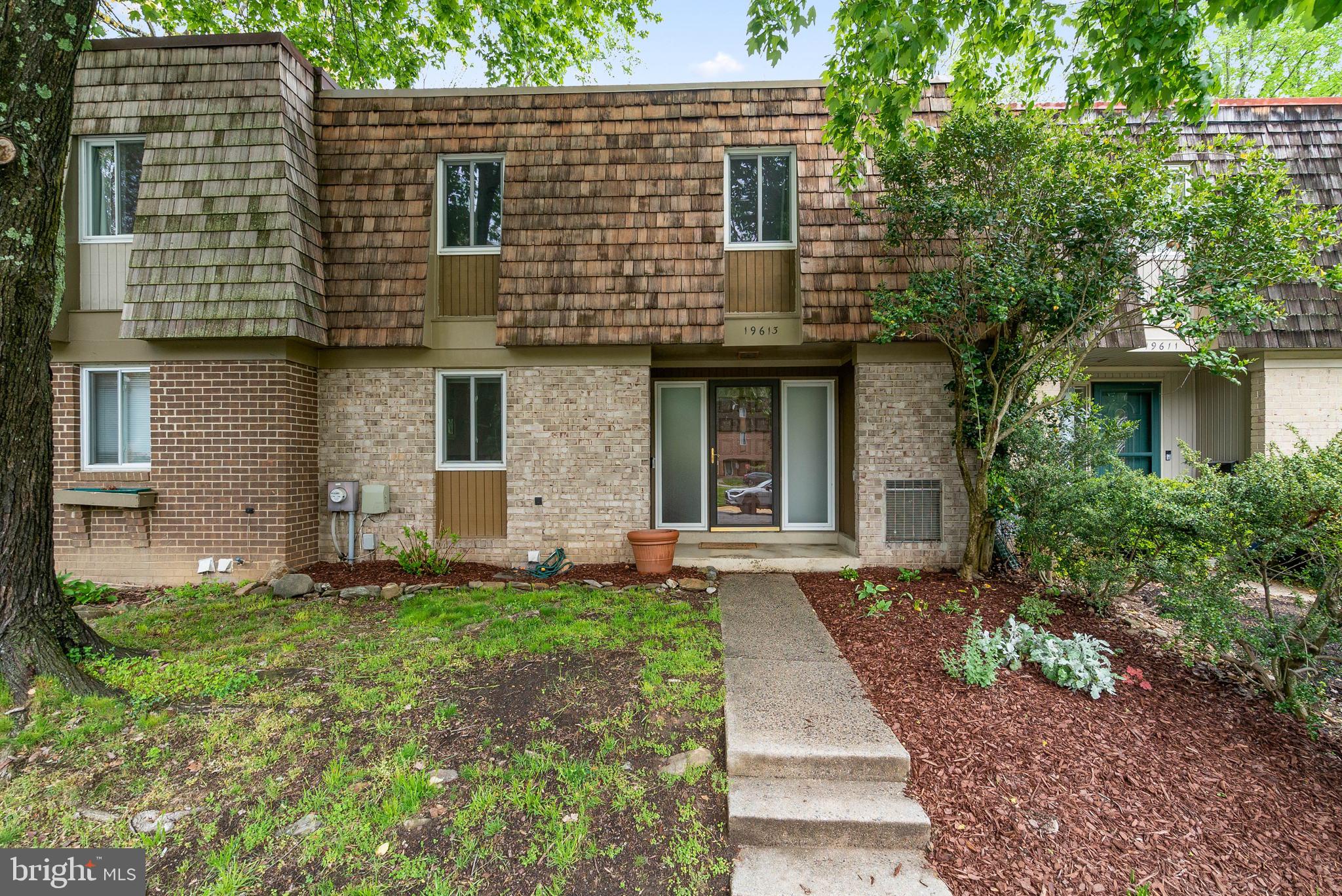 STEDWICK TOWNHOUSES - Residential Lease