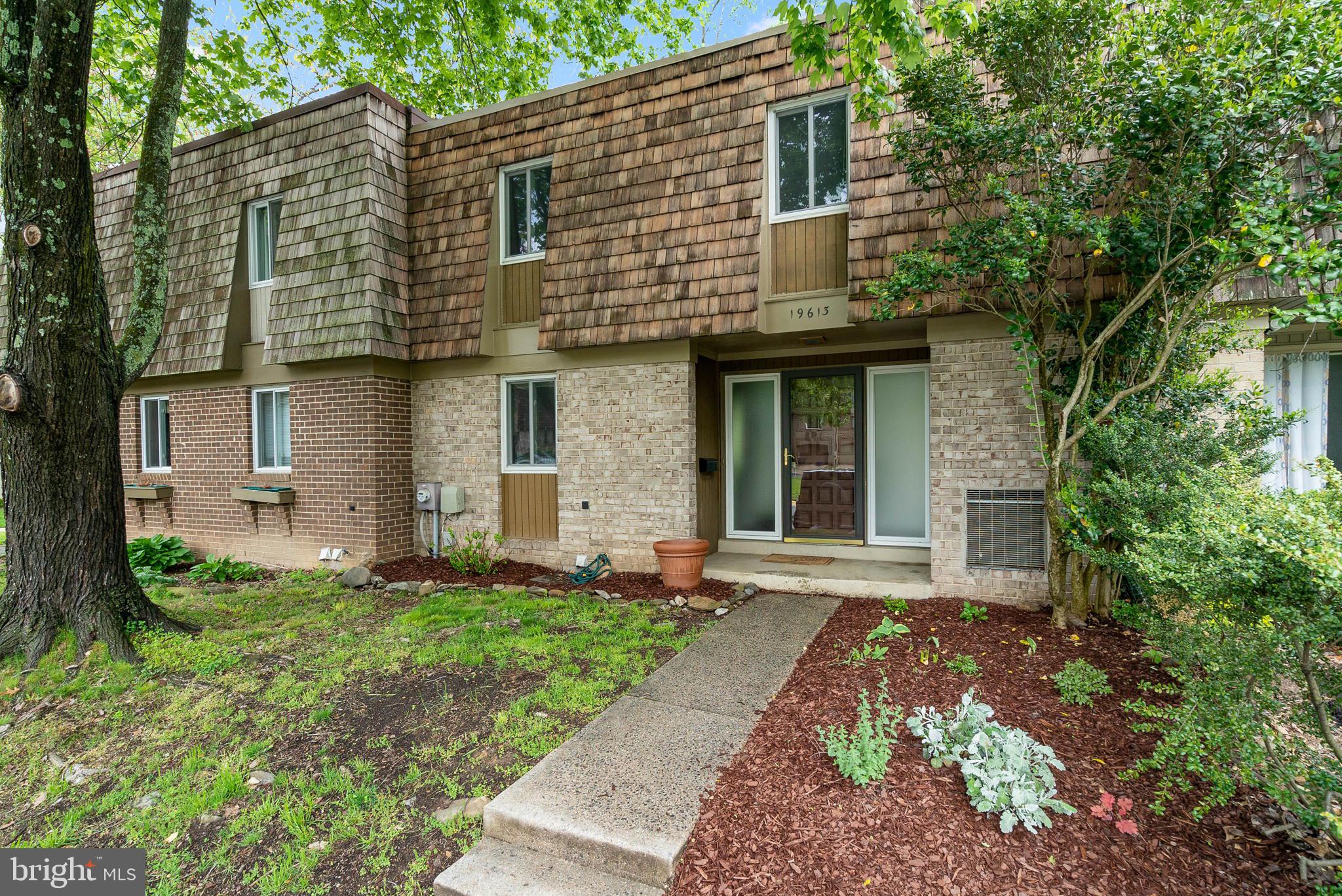 STEDWICK TOWNHOUSES - Residential Lease