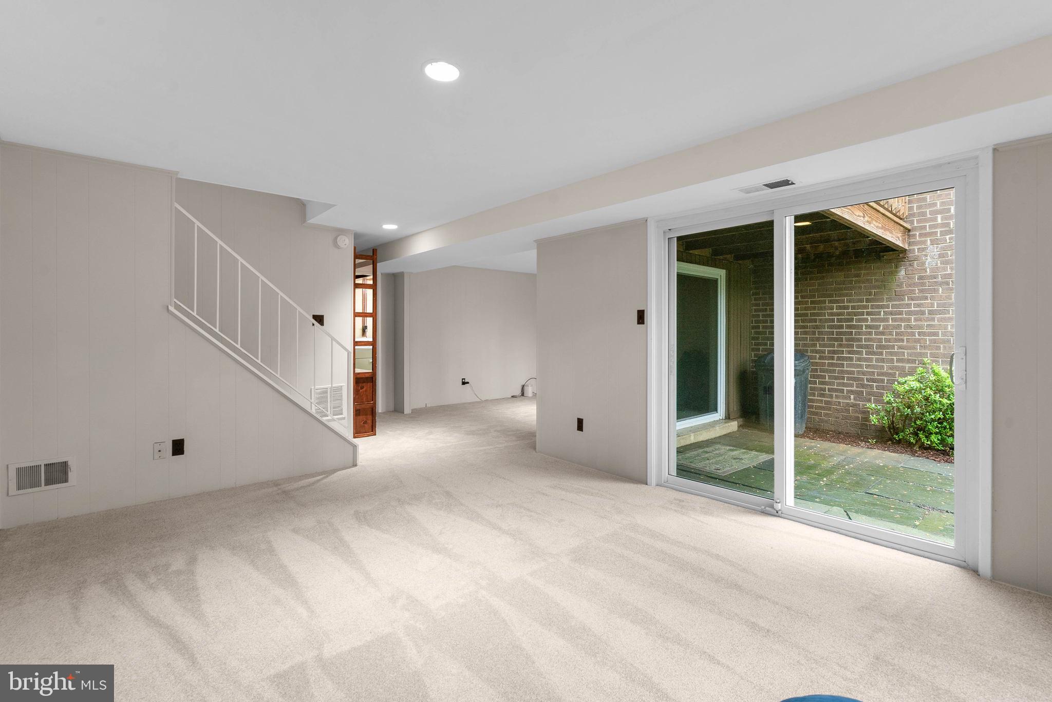 STEDWICK TOWNHOUSES - Residential Lease