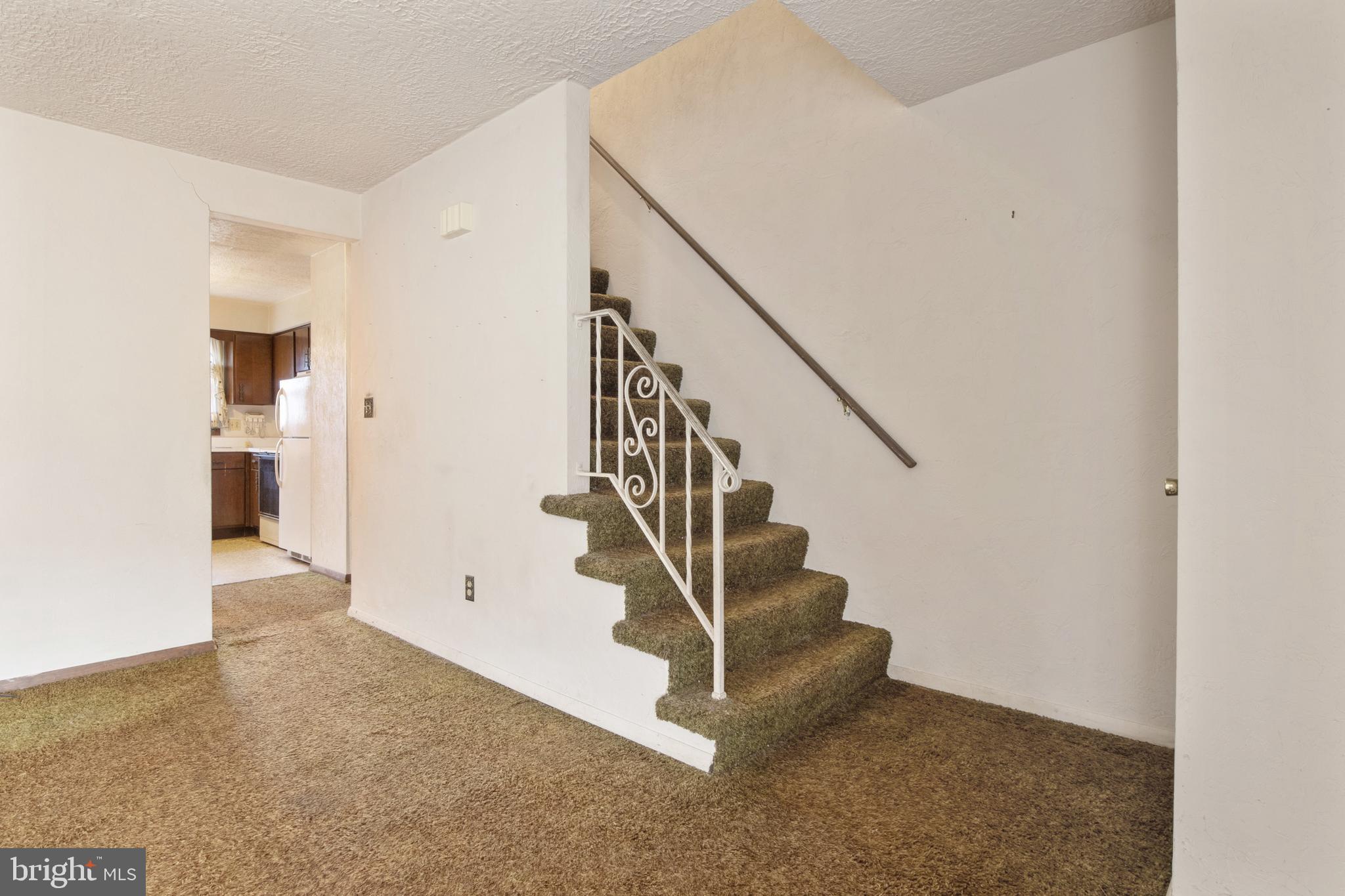 RED LION - Residential