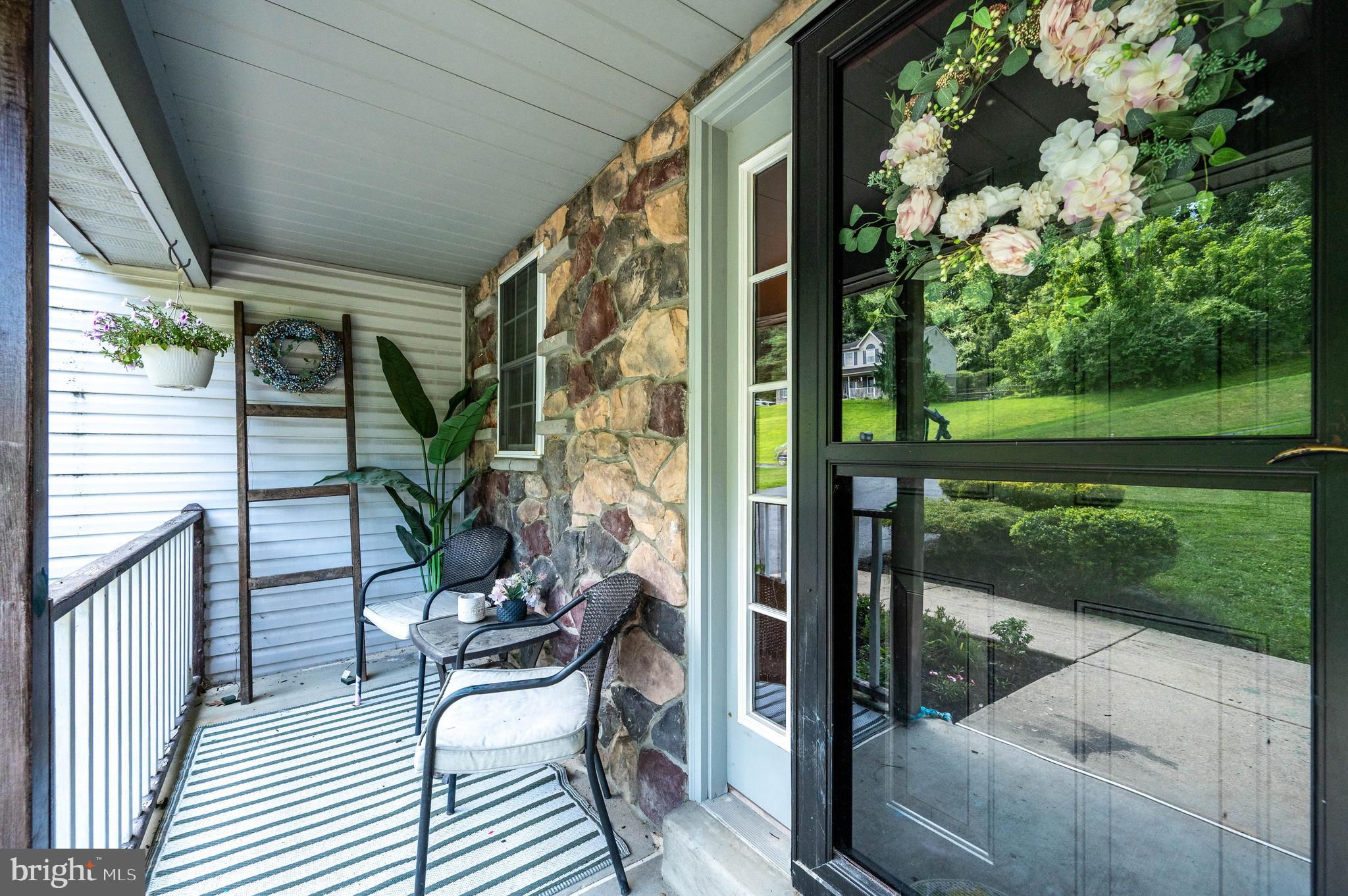 909 BILLY DRIVE