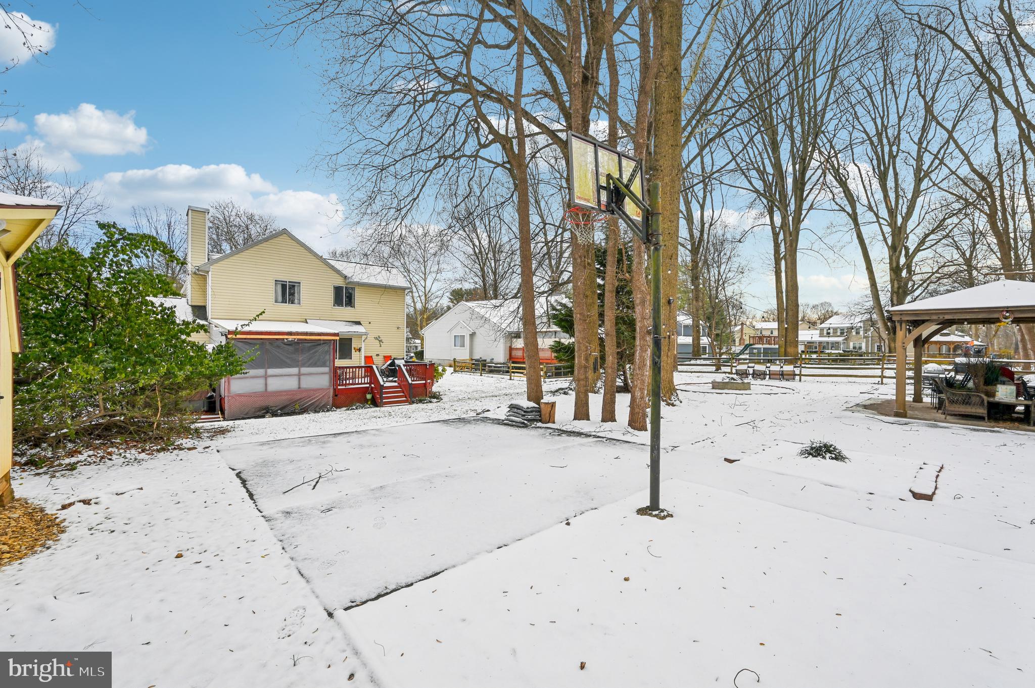 KINGS CONTRIVANCE - Residential