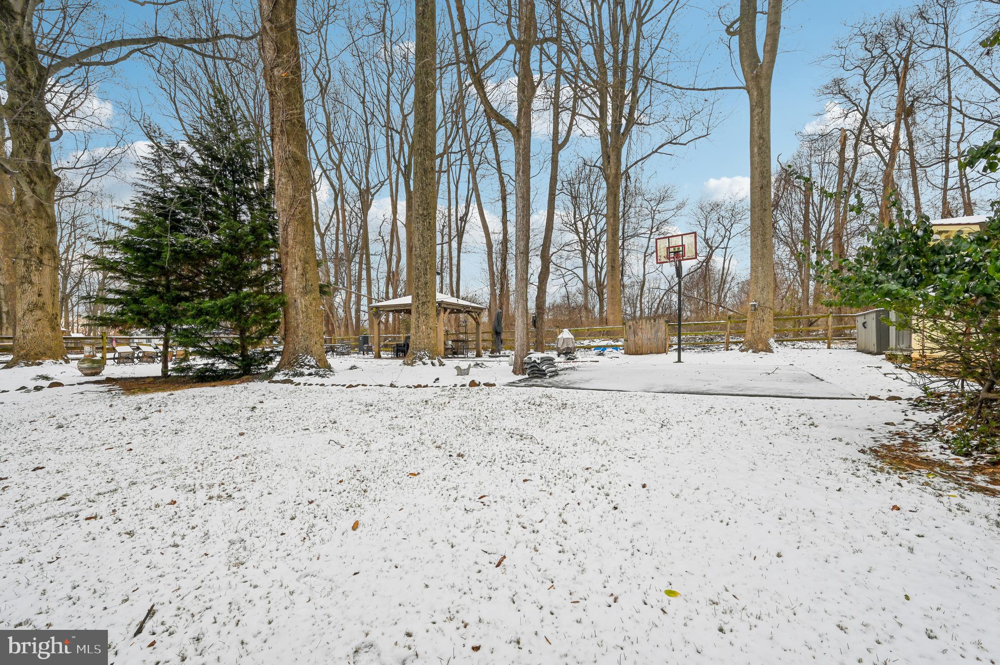 KINGS CONTRIVANCE - Residential