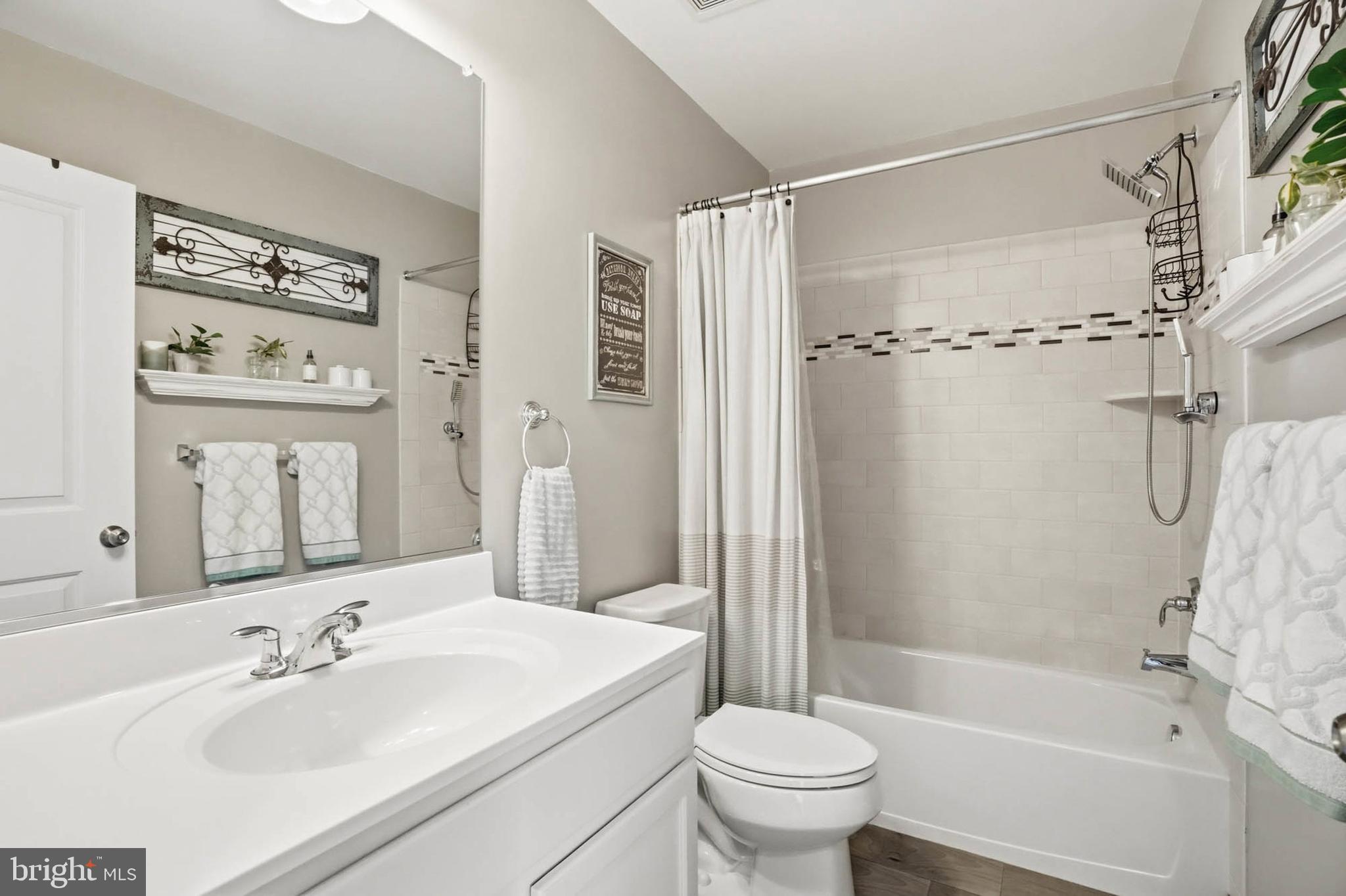 STONEY RUN - Residential
