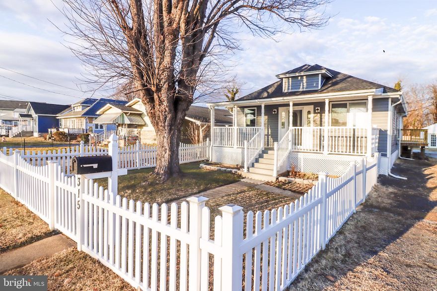 Welcome to this beautifully maintained 3-bedroom, 2-bath home located on Riverside Drive in Essex! Featuring a bright and functional layout with spacious living areas, this home is perfect for everyday living and entertaining. Situated in a desirable waterview community, enjoy the charm of coastal living with convenient access to nearby marinas, parks, shopping, and dining. schedule your showing today!