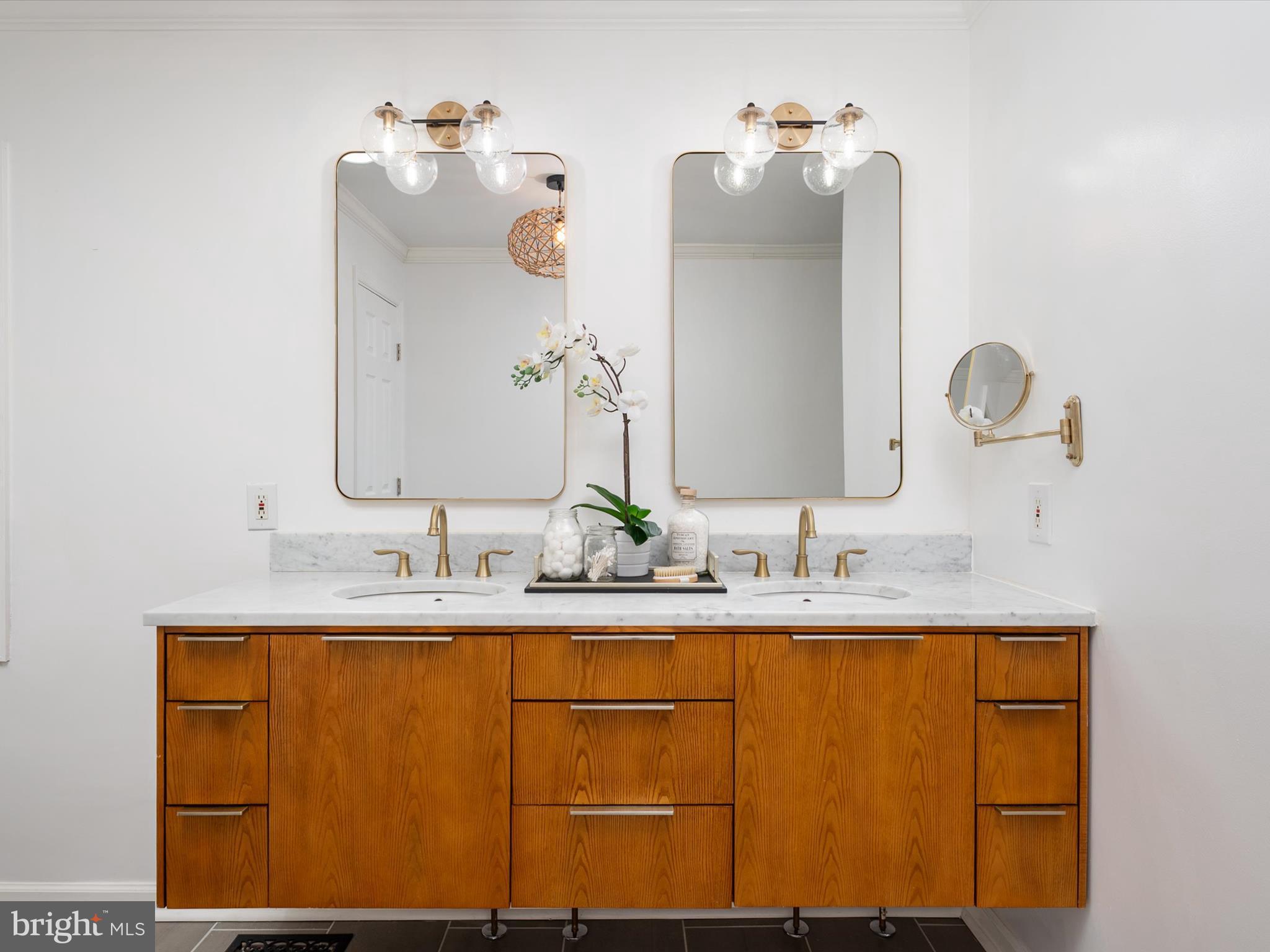 BRIARWOOD - Residential