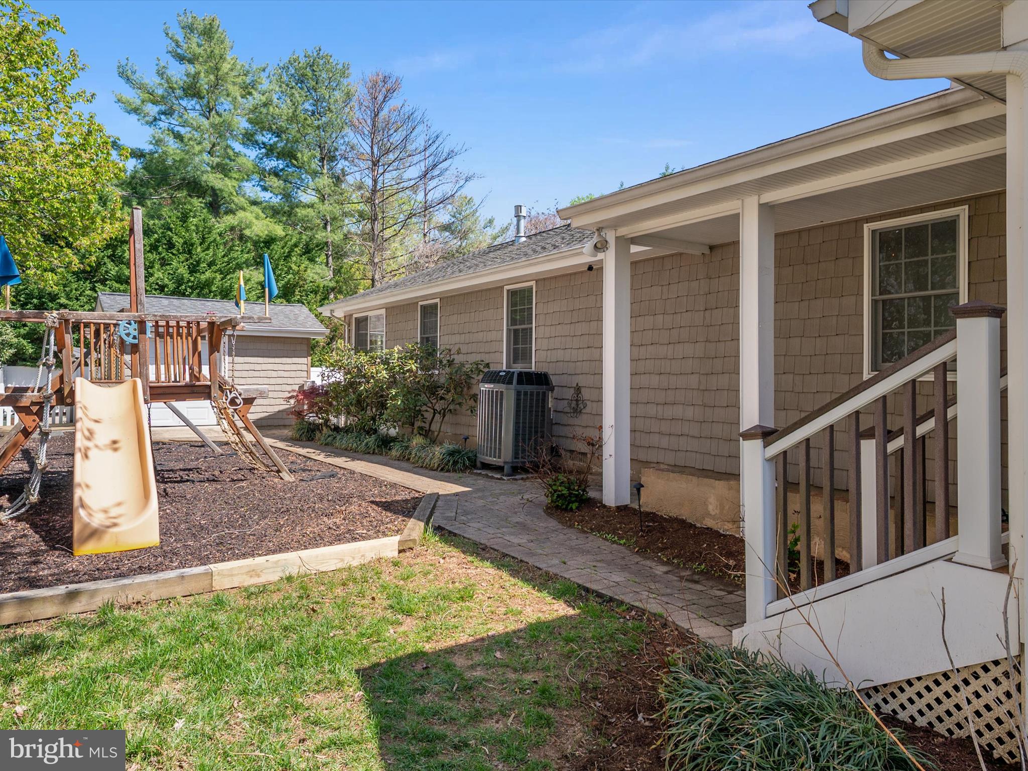 BRIARWOOD - Residential