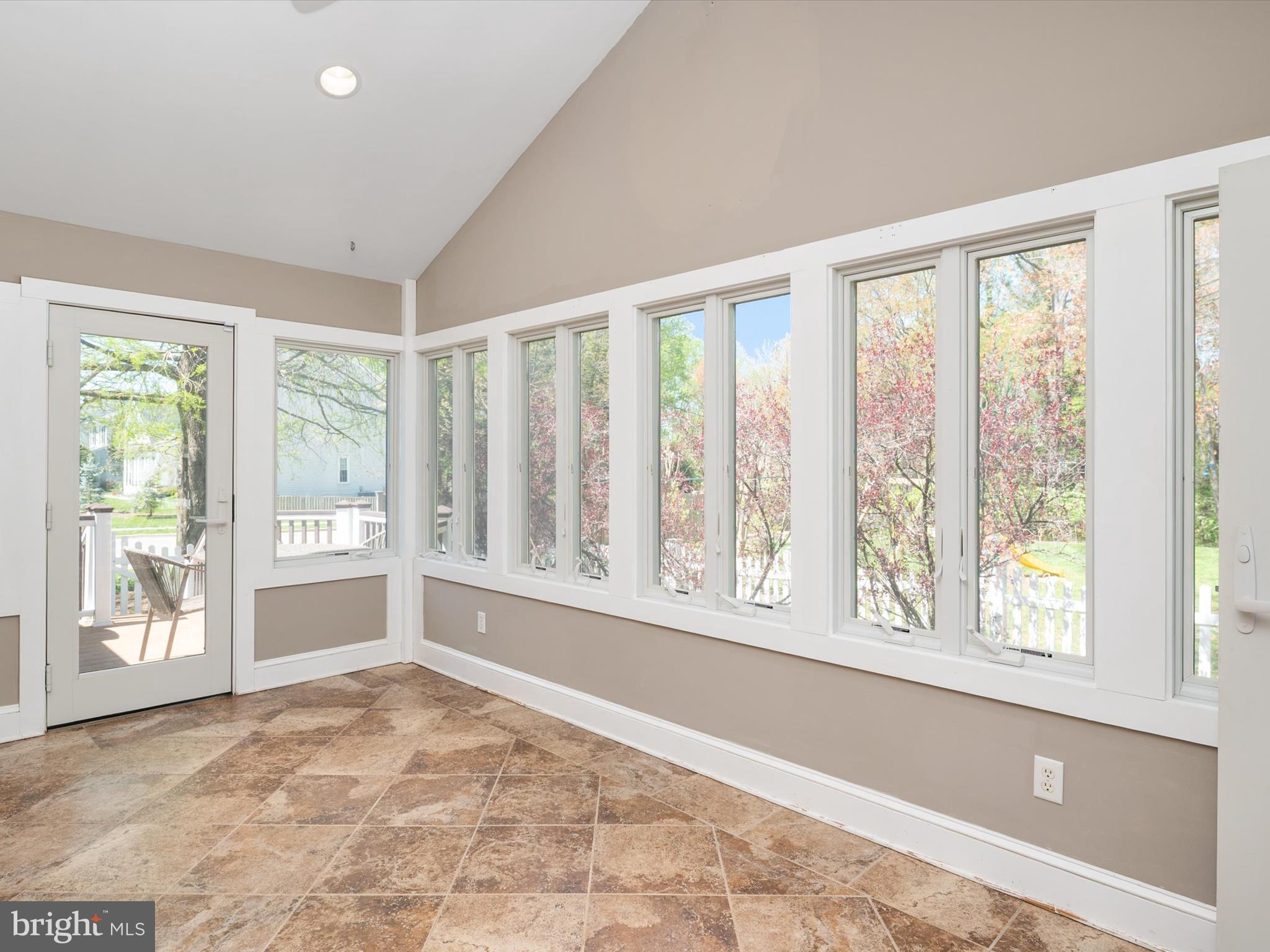 BRIARWOOD - Residential