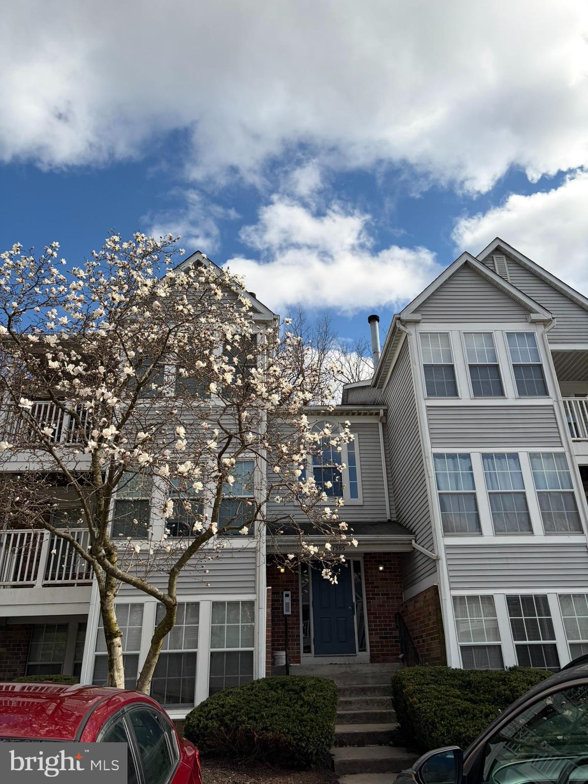 WOODBRIDGE - Residential