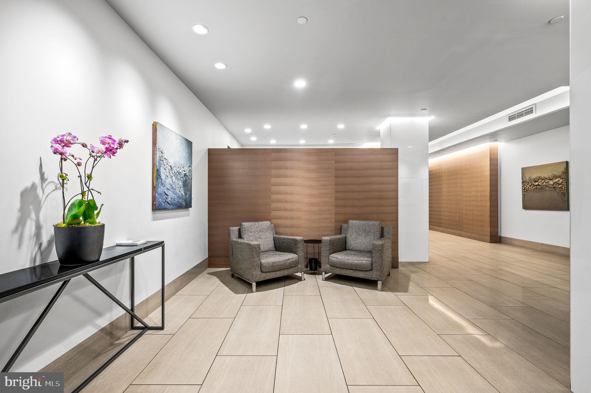 RITTENHOUSE SQUARE - Residential Lease