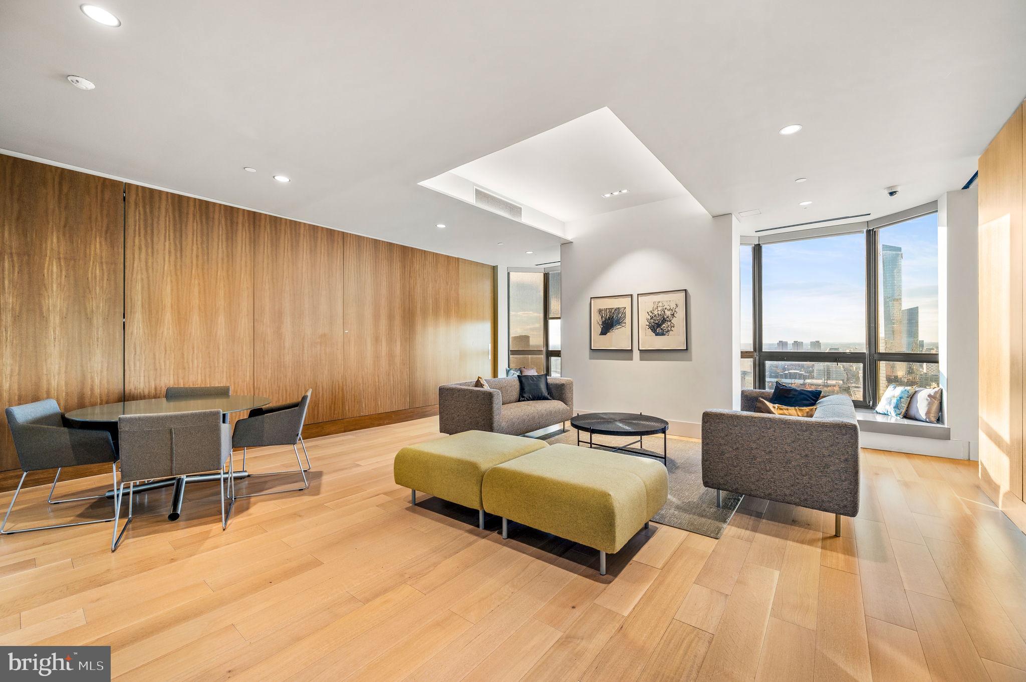 RITTENHOUSE SQUARE - Residential Lease