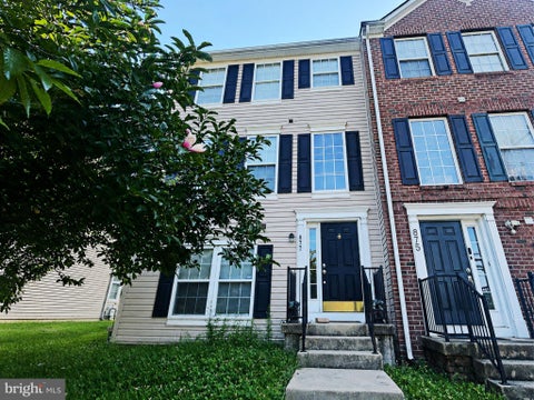 Townhouse For Sale - 877 Middle River Road<br/> Baltimore County, MIDDLE RIVER, MD 21220