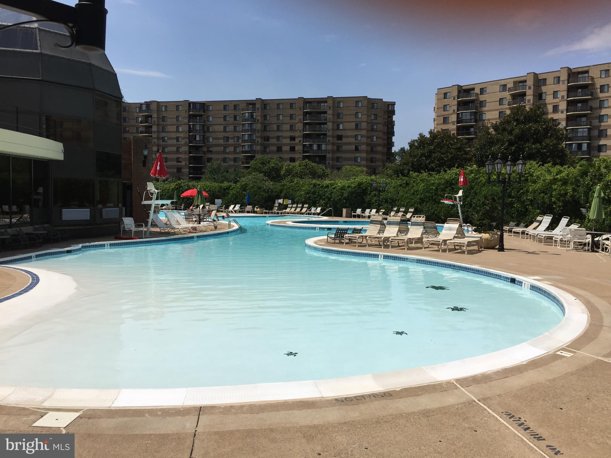 ROTONDA - Residential Lease