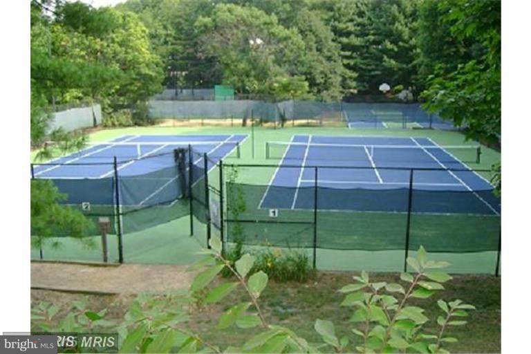 ROTONDA - Residential Lease