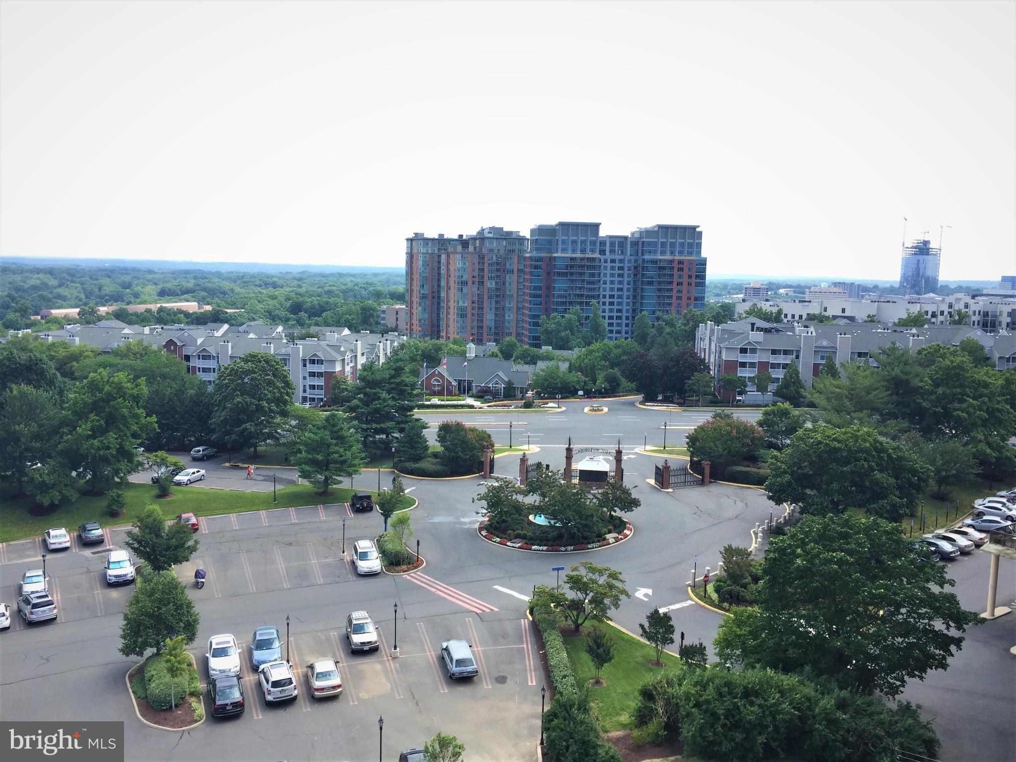 ROTONDA - Residential Lease