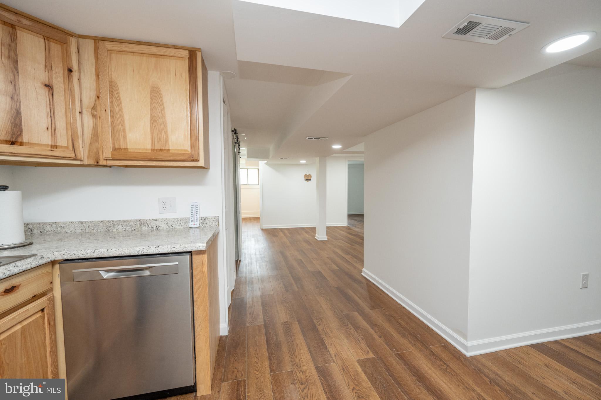 MOUNTAIN LAKE PARK - Residential