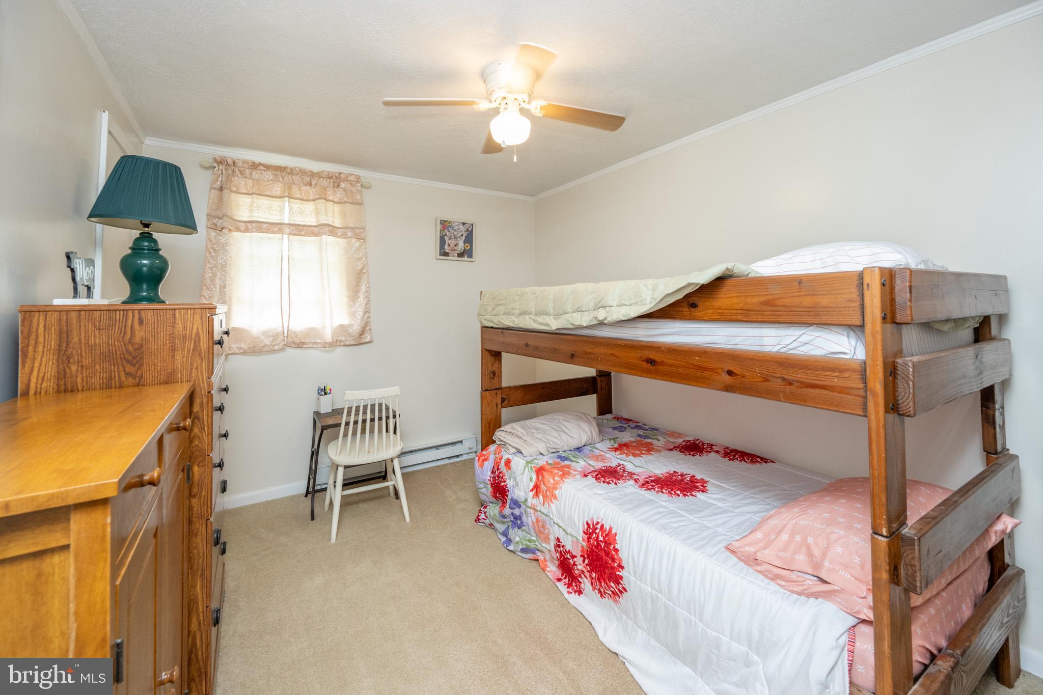 MOUNTAIN LAKE PARK - Residential