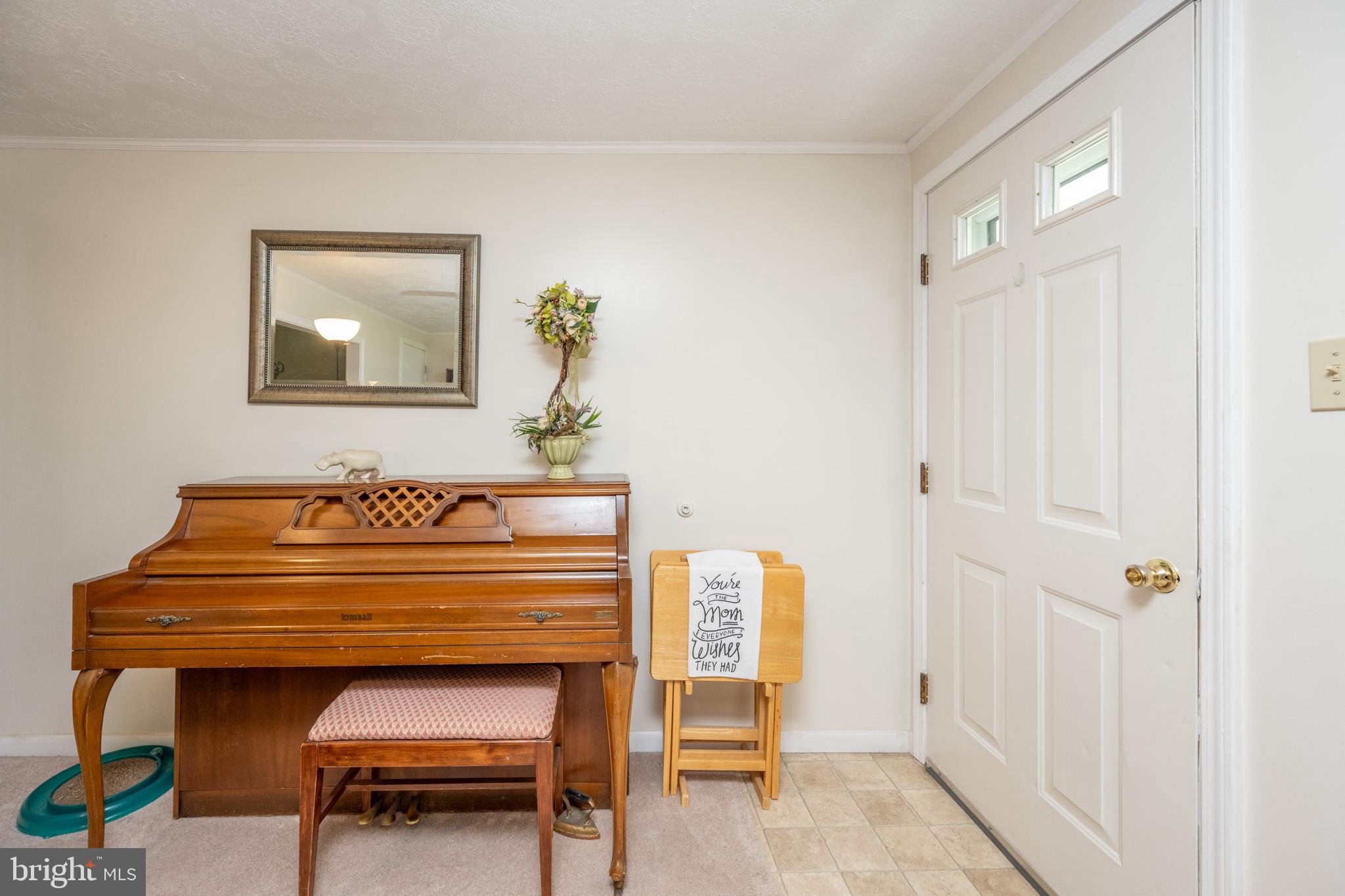 MOUNTAIN LAKE PARK - Residential