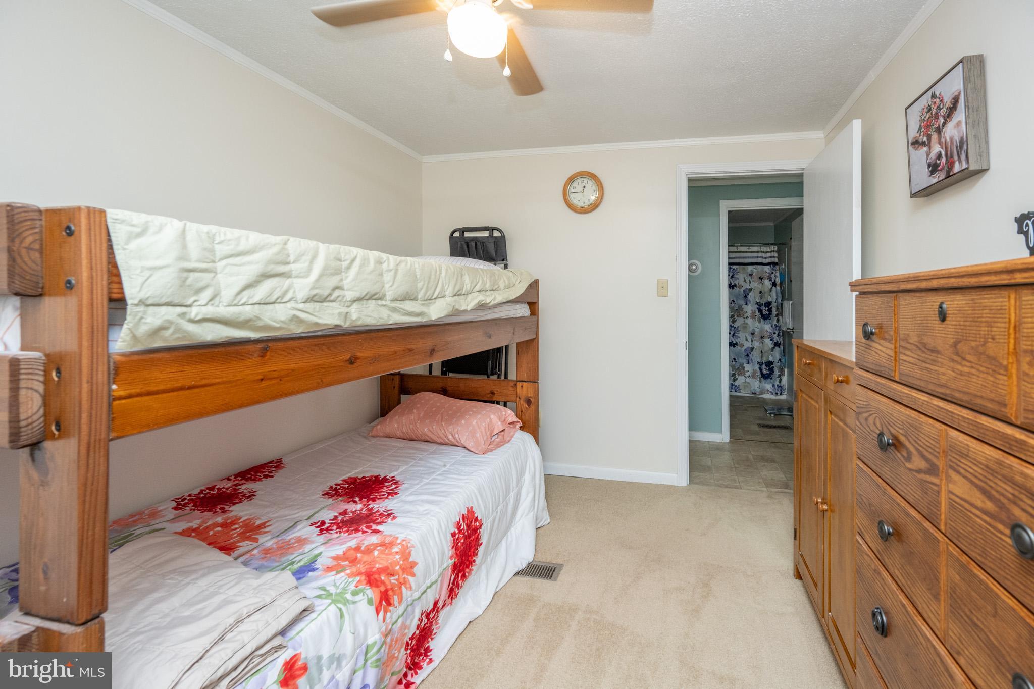 MOUNTAIN LAKE PARK - Residential