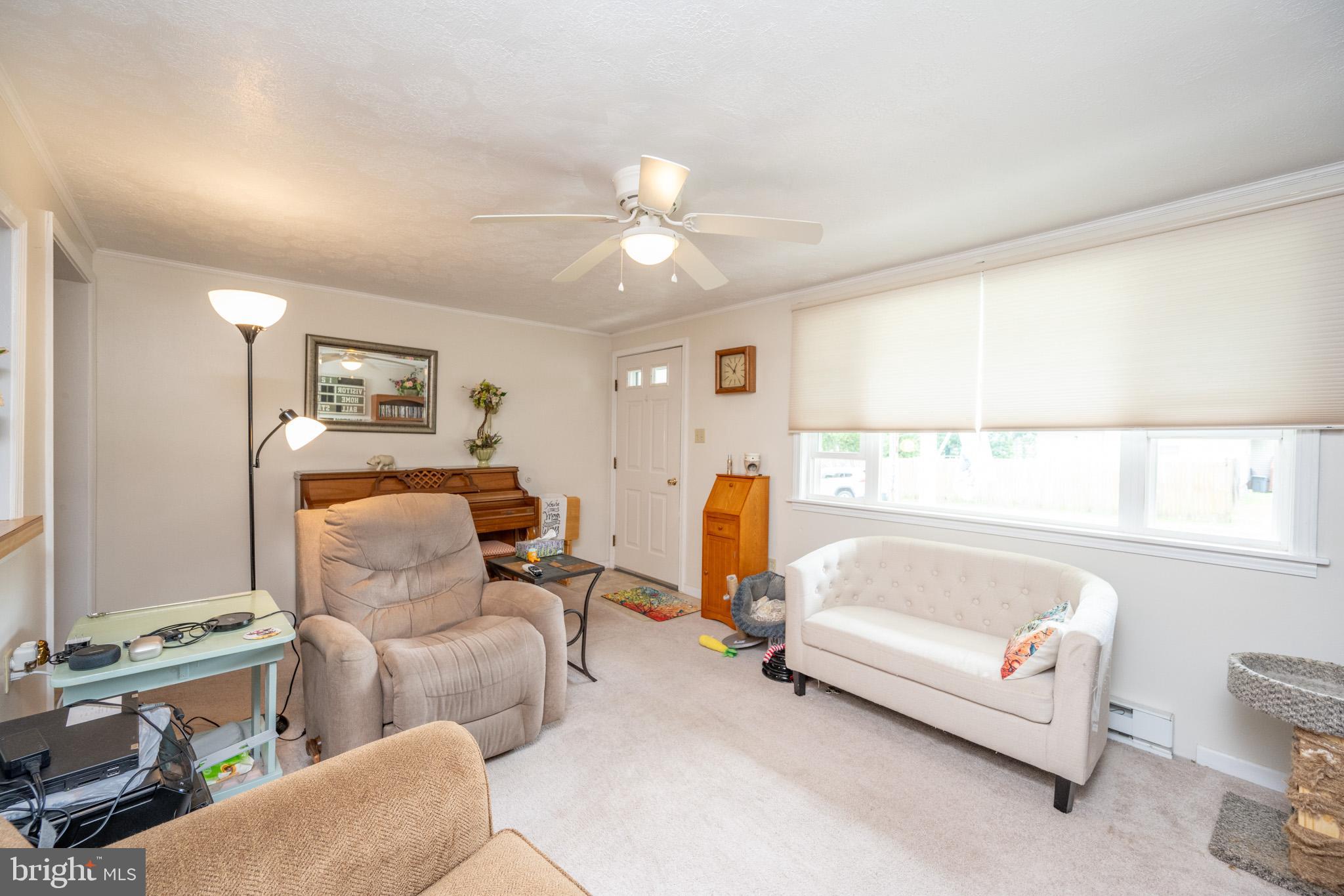 MOUNTAIN LAKE PARK - Residential