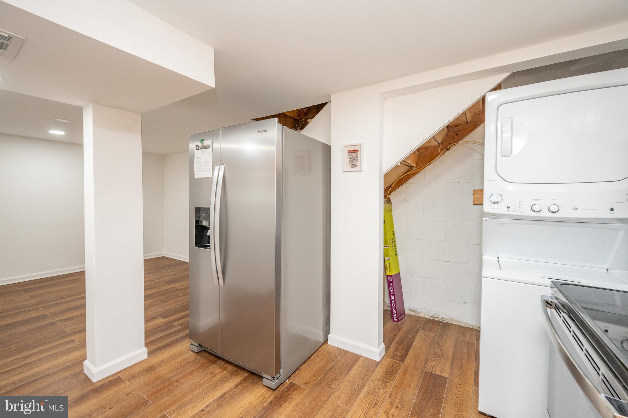 MOUNTAIN LAKE PARK - Residential