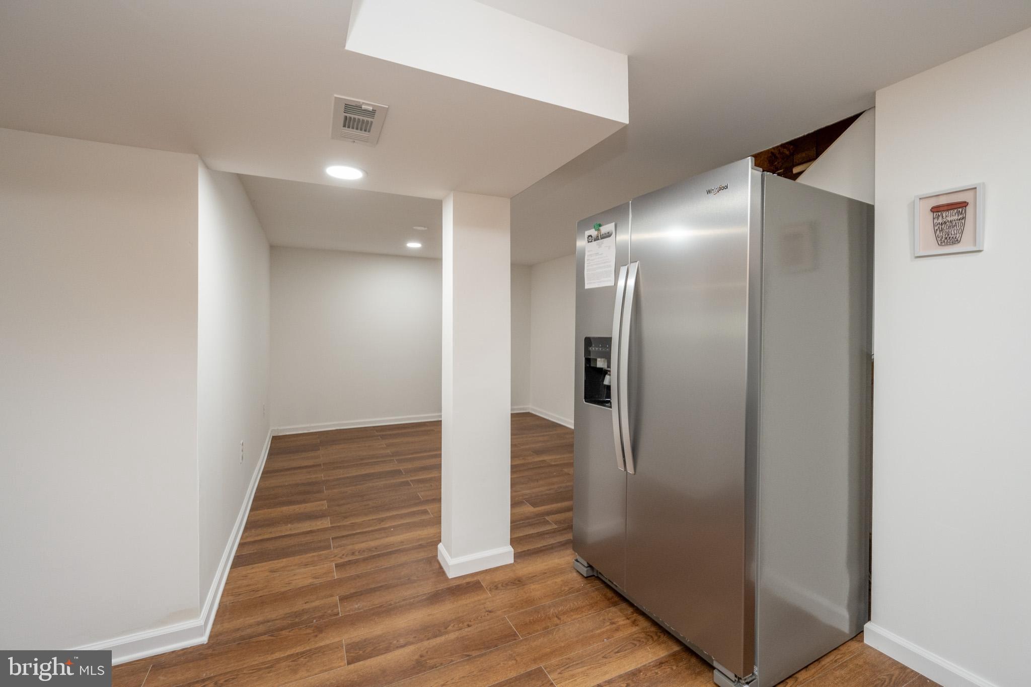 MOUNTAIN LAKE PARK - Residential