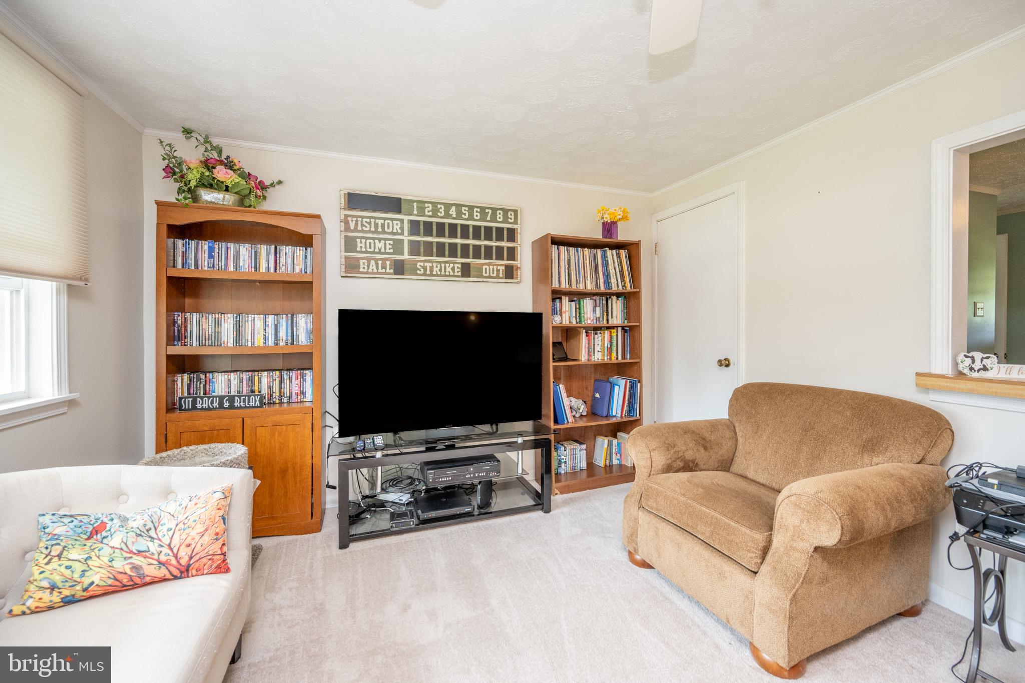 MOUNTAIN LAKE PARK - Residential