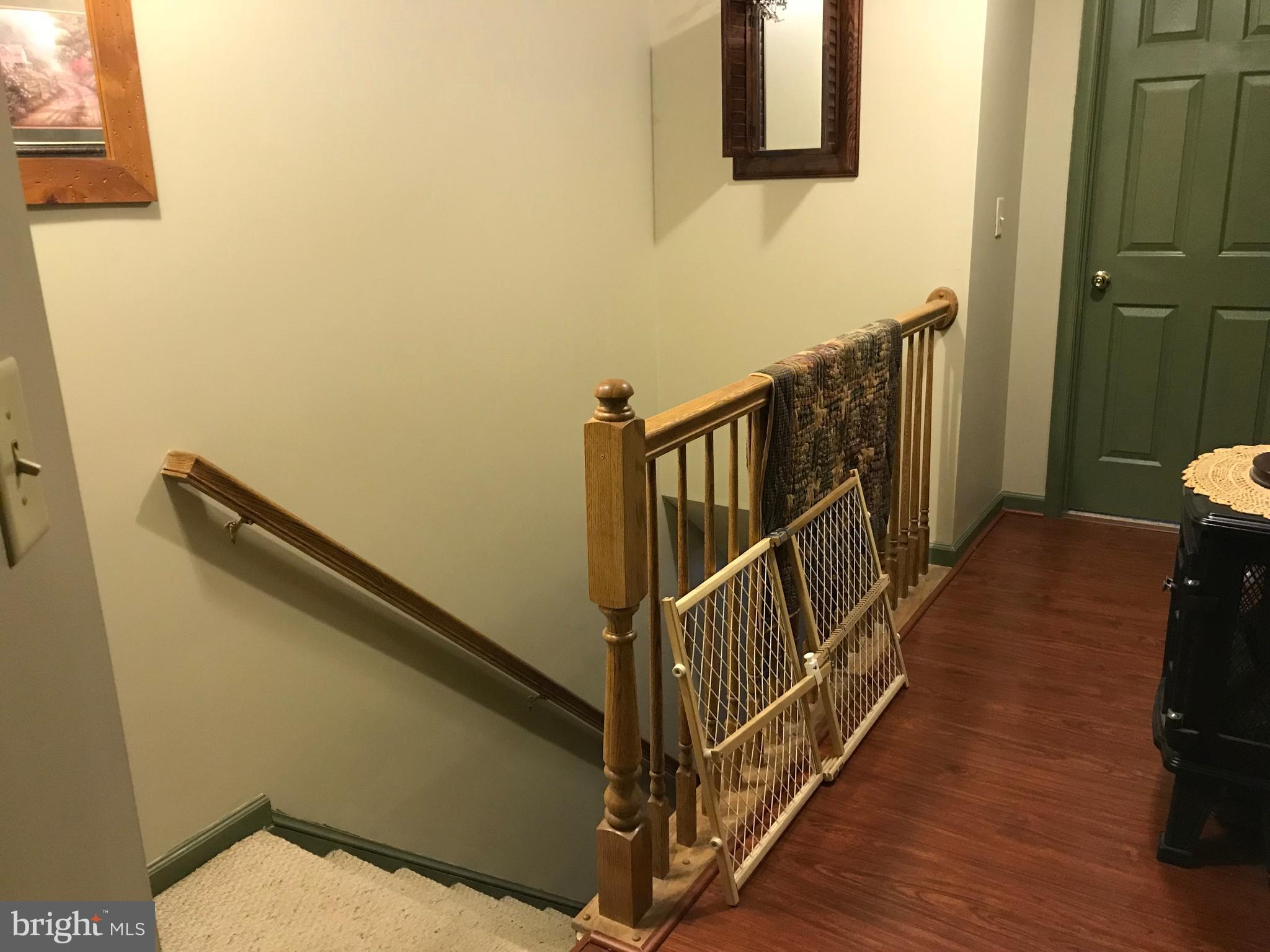 THE TOWNES AT OAKHURST - Residential