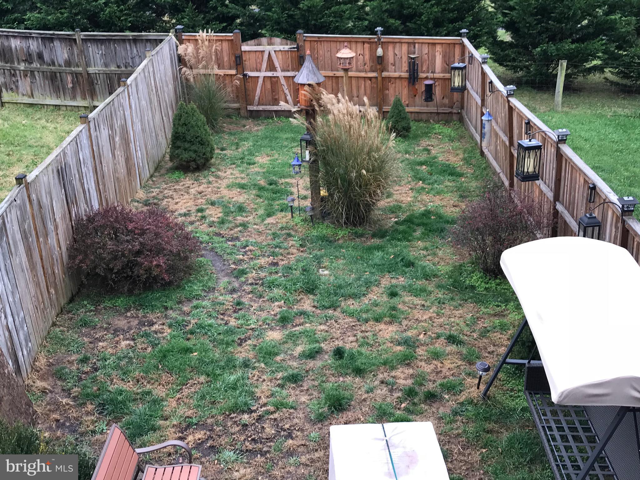 THE TOWNES AT OAKHURST - Residential