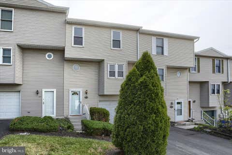 Townhouse For Sale - 137 Chartwood Drive<br/> HARRISBURG, PA 17111