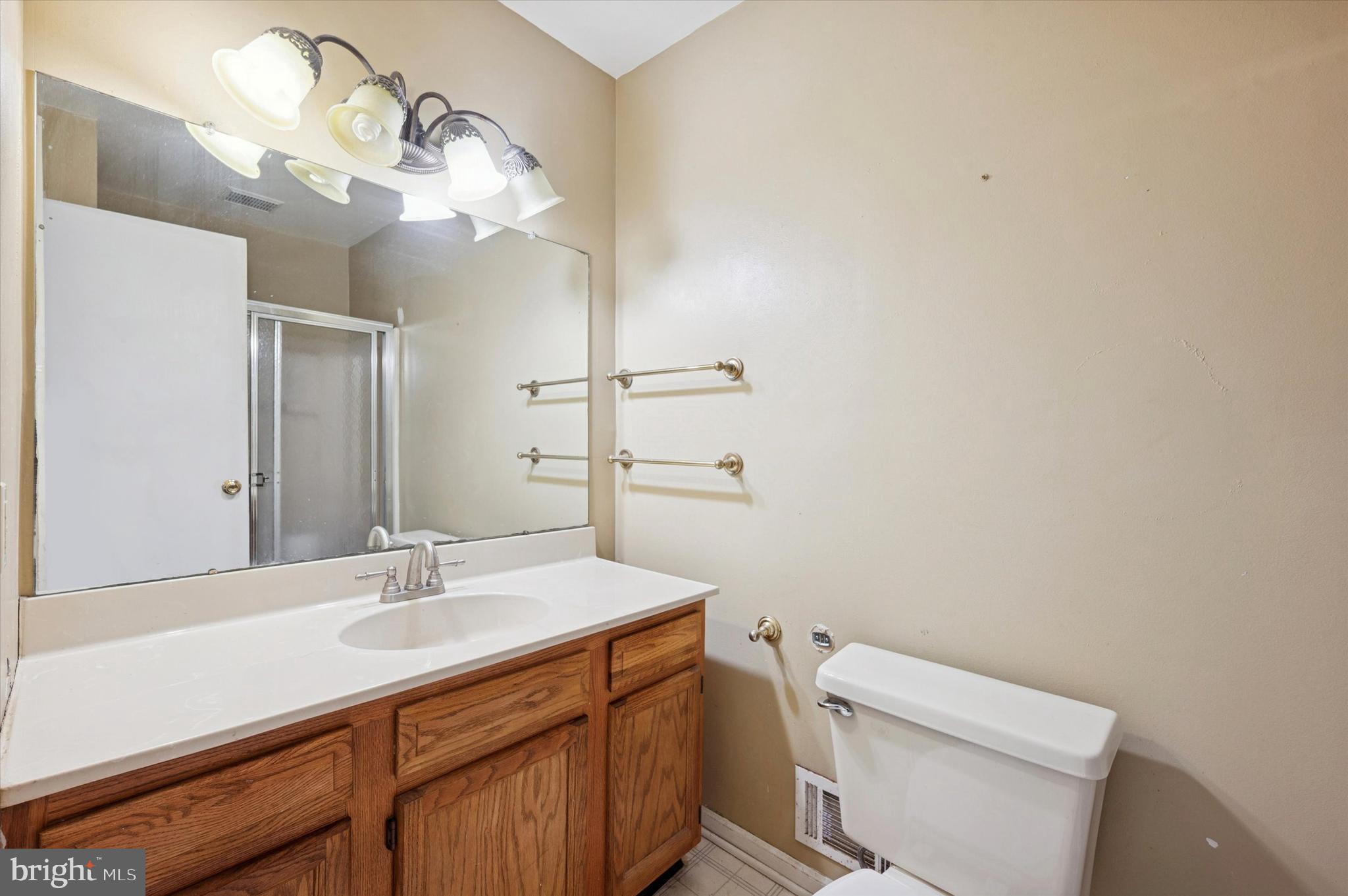 CANTERBURY WOODS - Residential