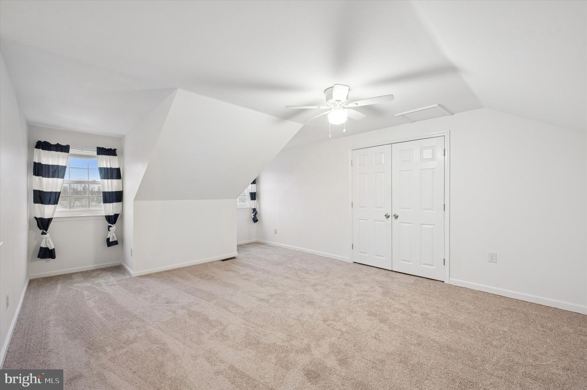 CANTERBURY WOODS - Residential