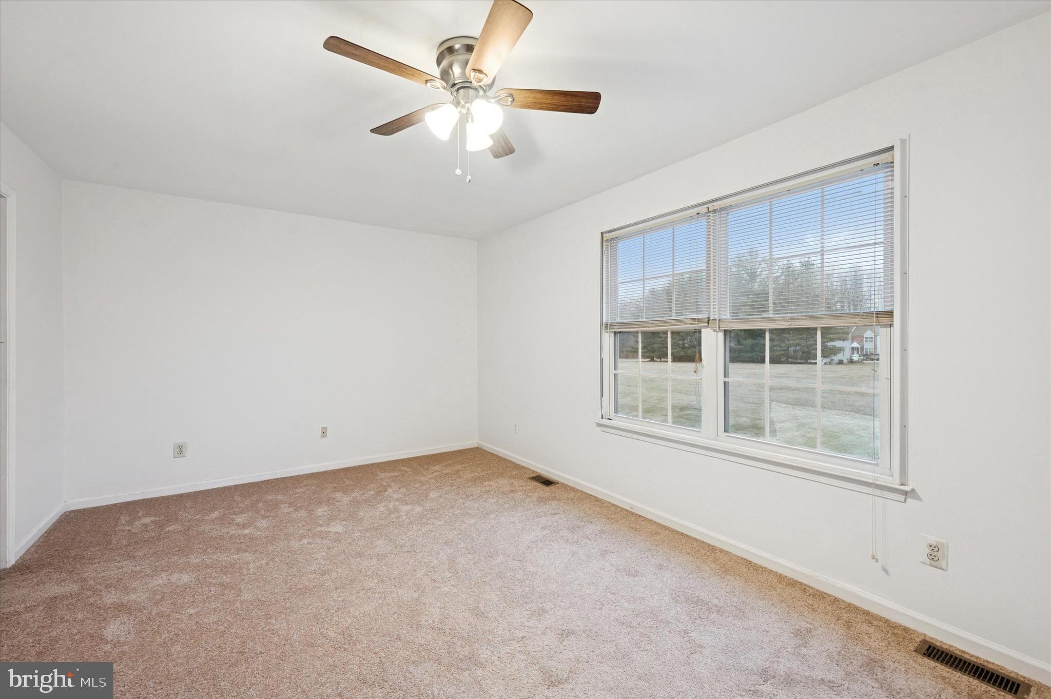 CANTERBURY WOODS - Residential