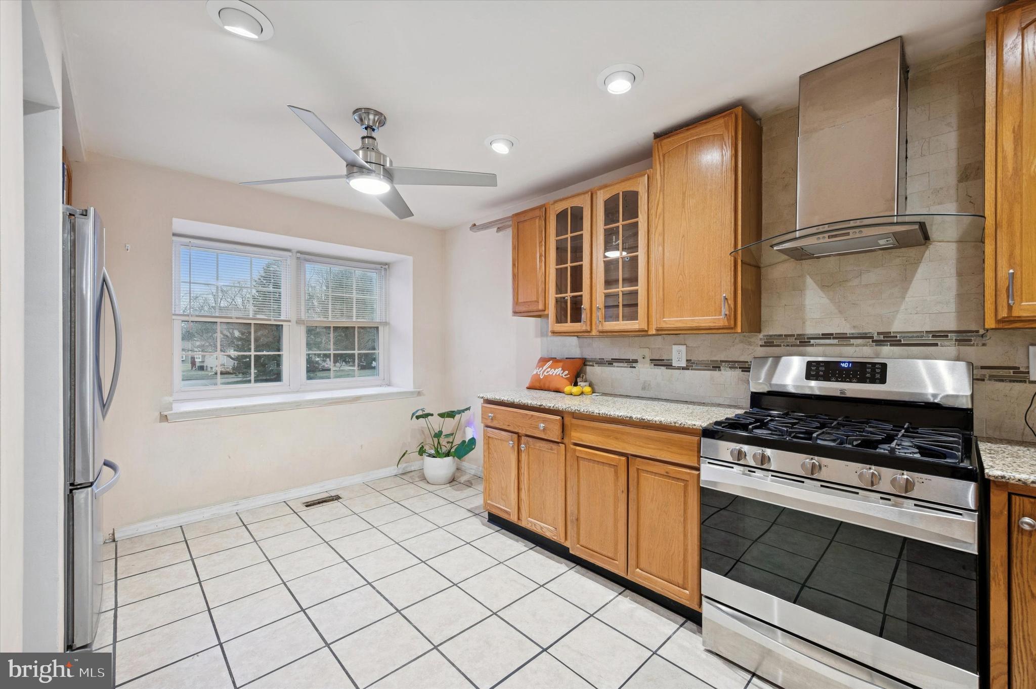 CANTERBURY WOODS - Residential