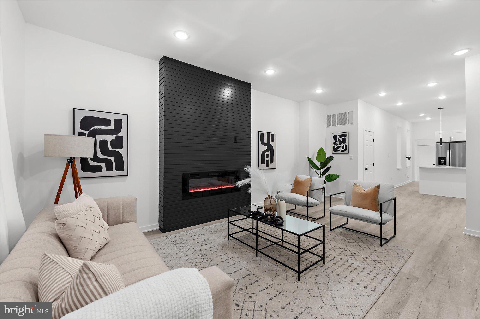 GERMANTOWN - Residential