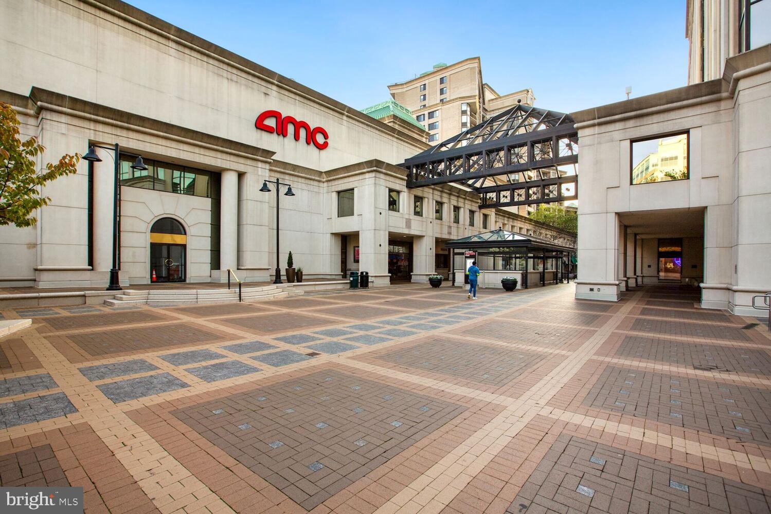 LYON PARK - Residential