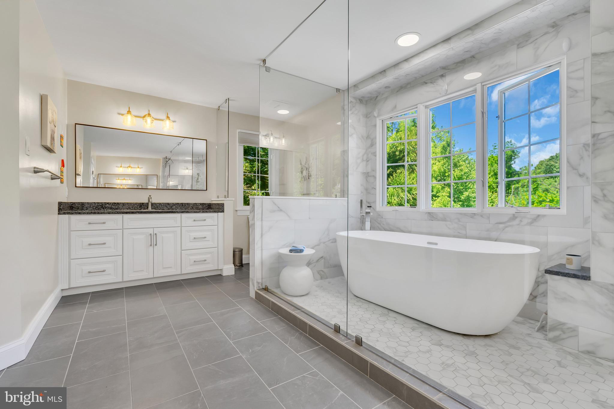 CHANTILLY FARM - Residential