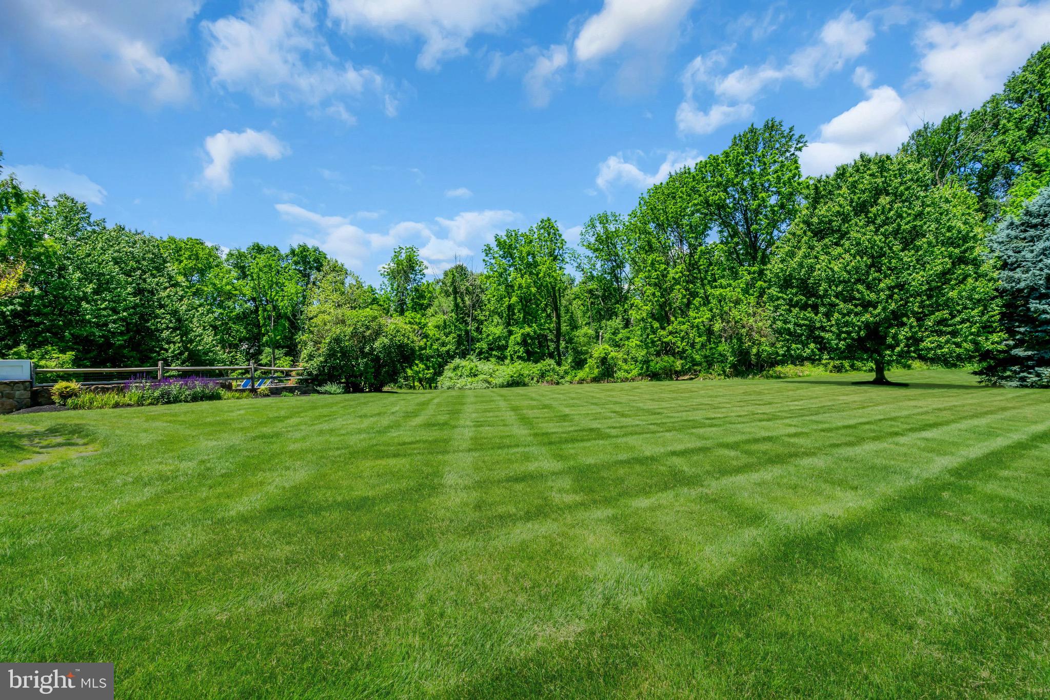 CHANTILLY FARM - Residential